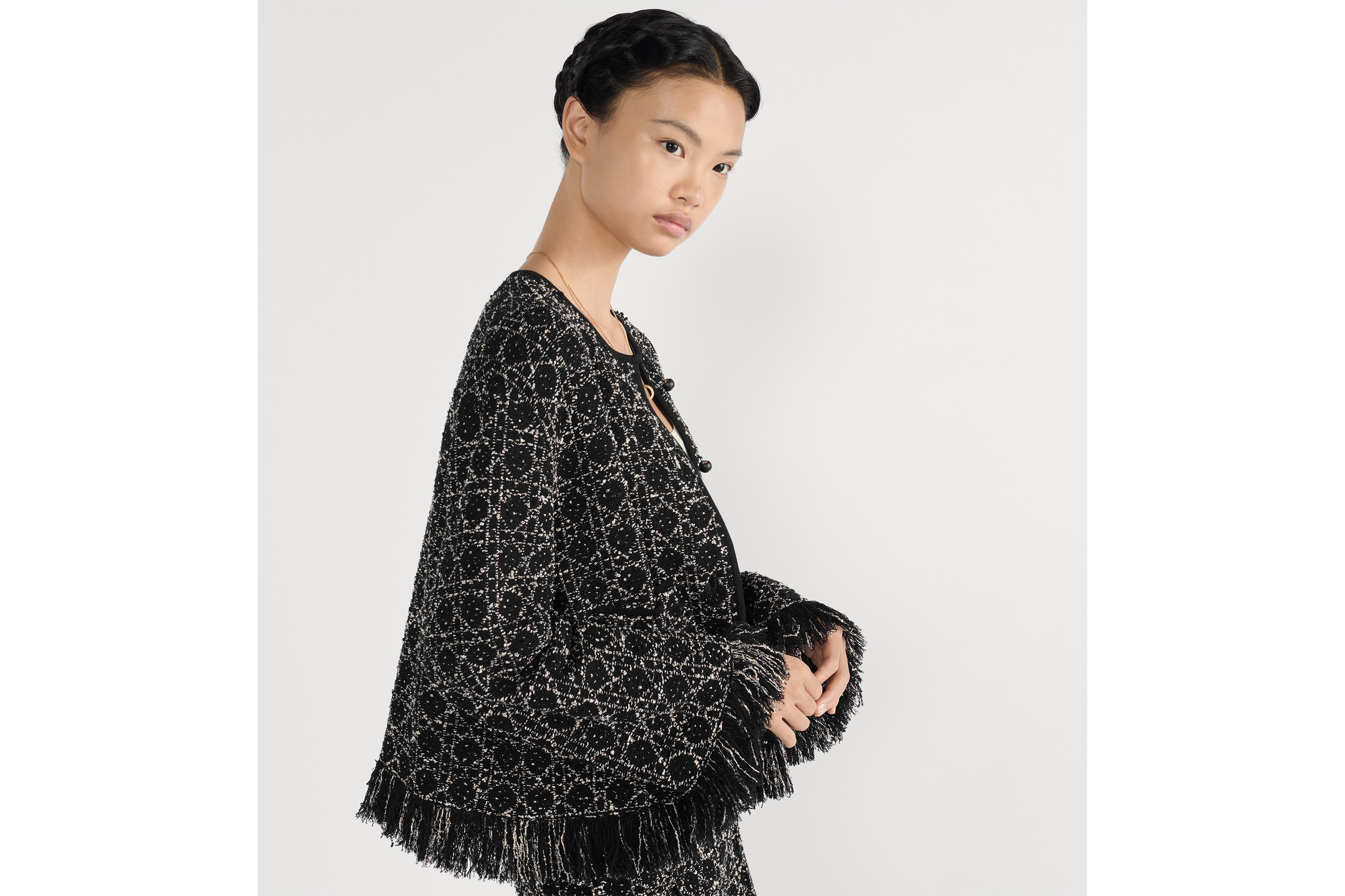 常规版型外套 黑色和白色棉质混纺粗花呢针织面料超大藤格纹 E05