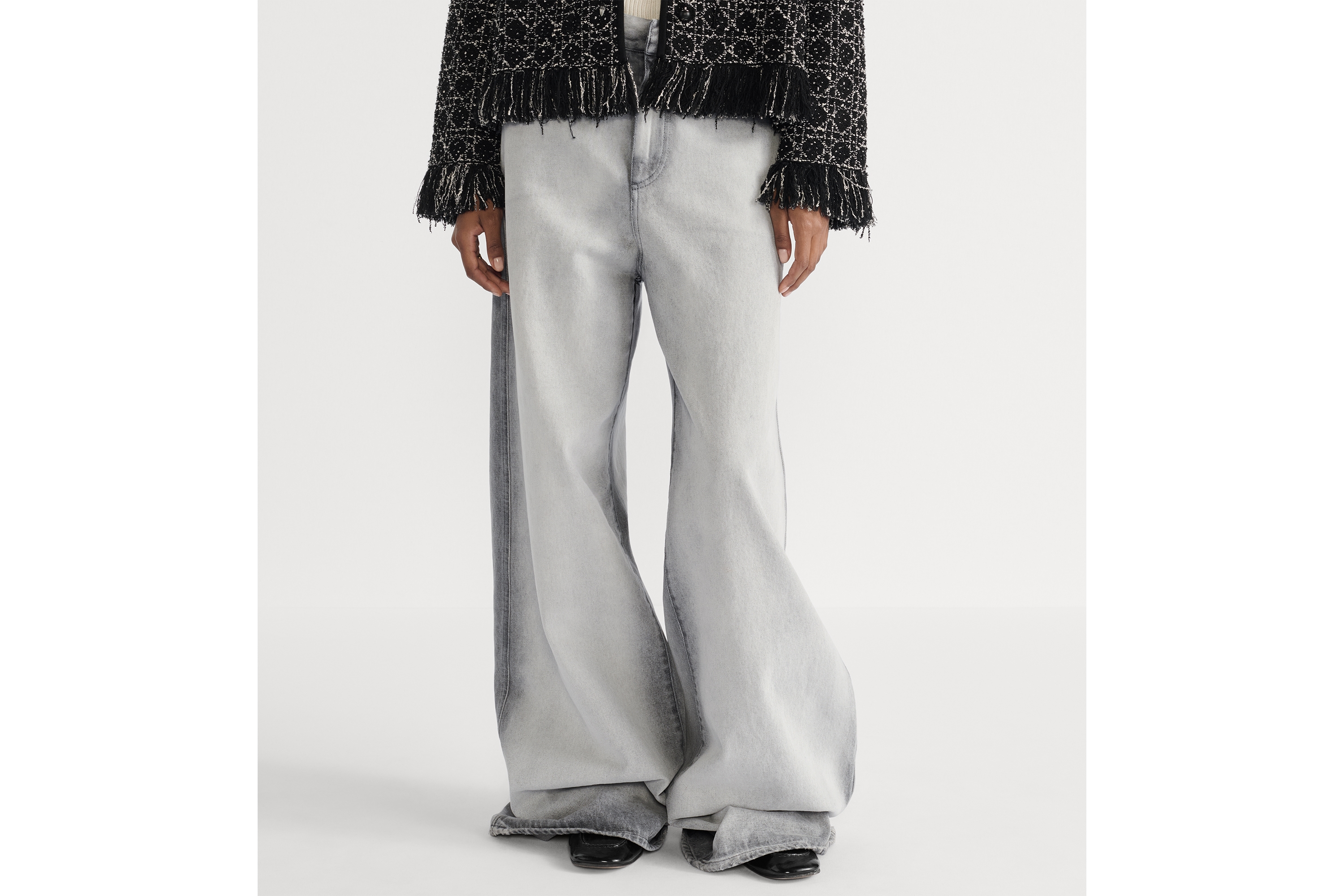 喇叭形牛仔裤 灰色石洗棉质牛仔面料 E14