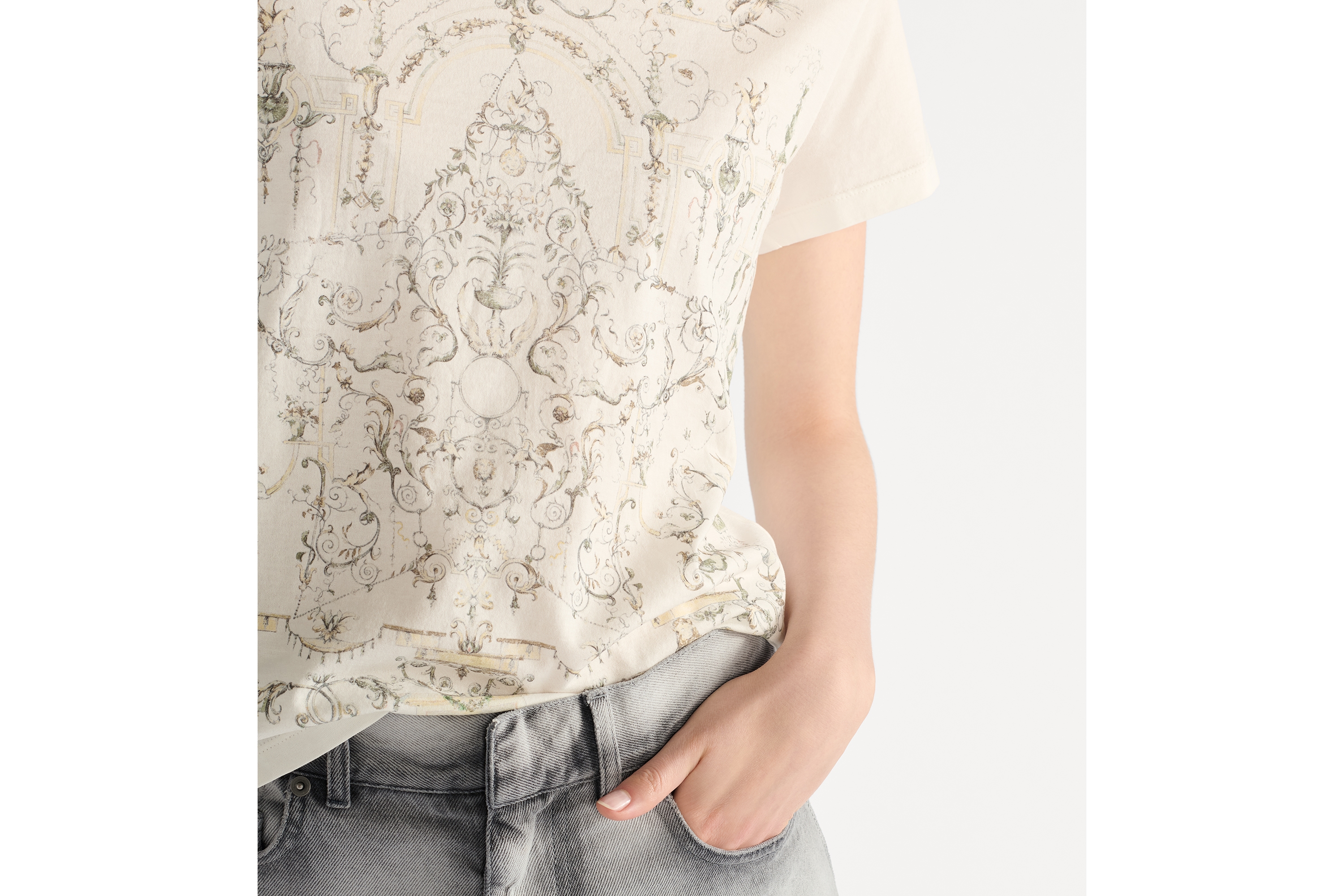 T 恤 白色棉质平纹针织面料多色 Dioresque Stella 图案 E13