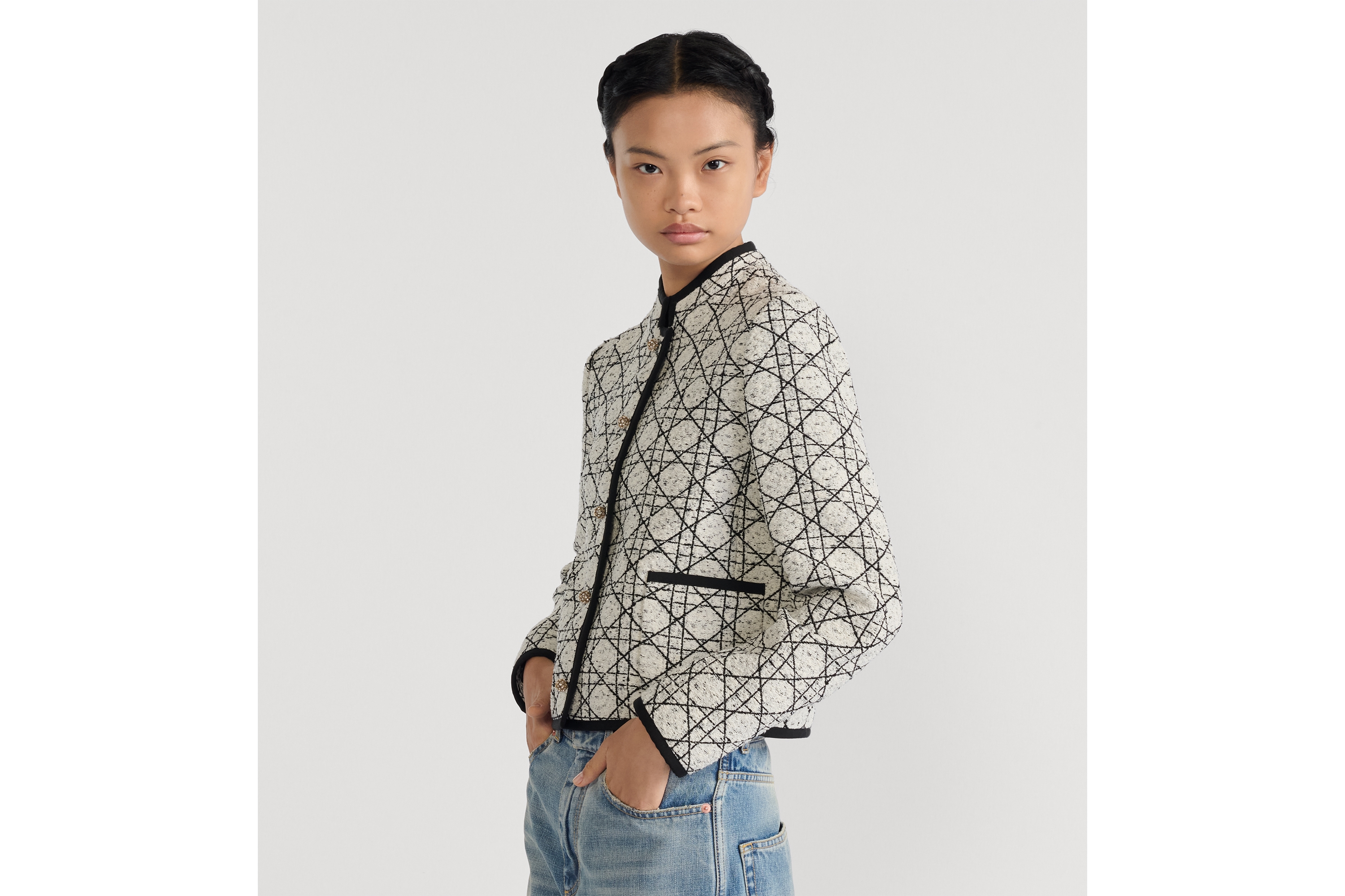 短款外套 黑色和白色绵羊毛混纺粗花呢超大藤格纹 E04