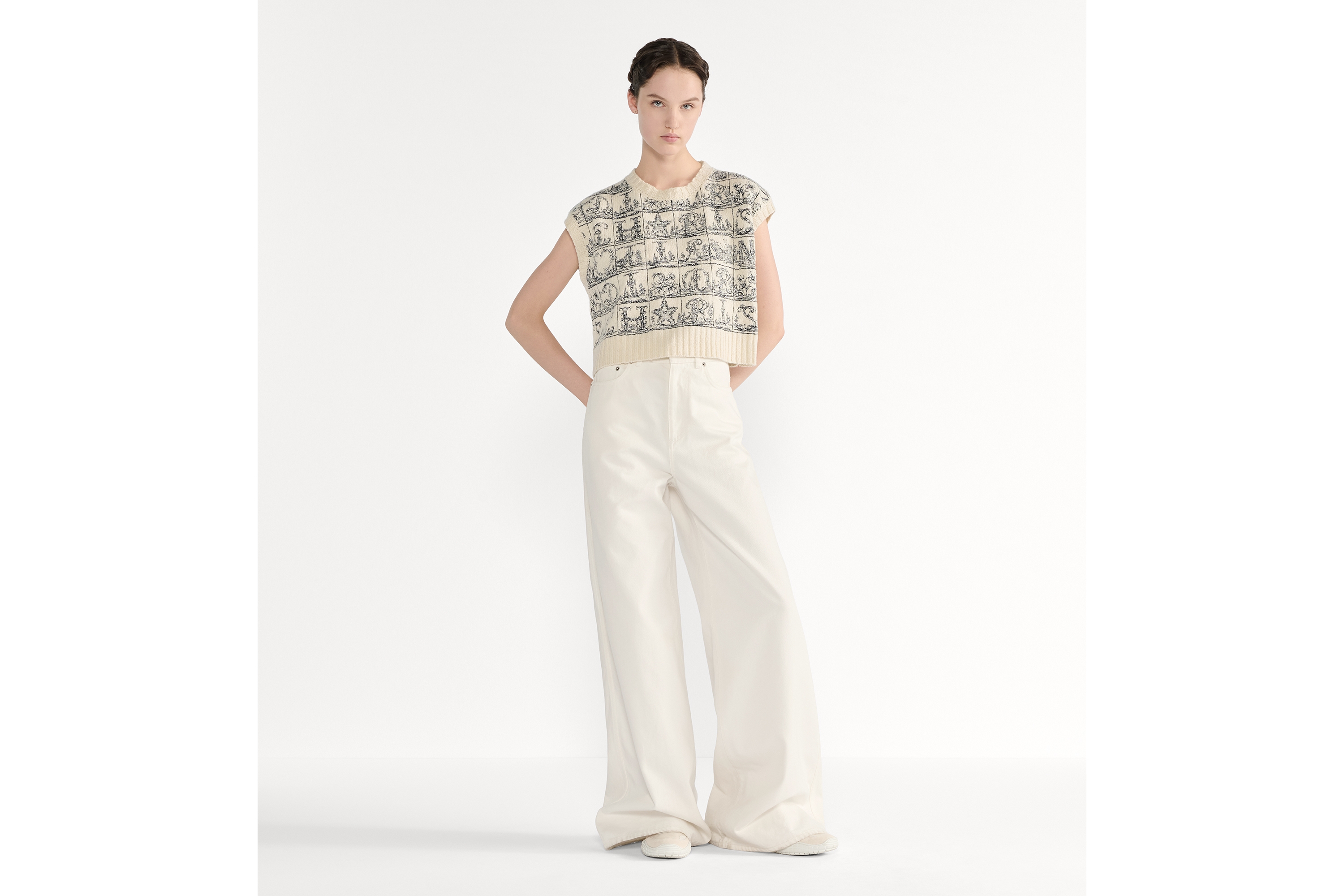 针织衫背心 米白色绵羊毛混纺针织面料黑色 Dior Alphabet 图案刺绣 E01