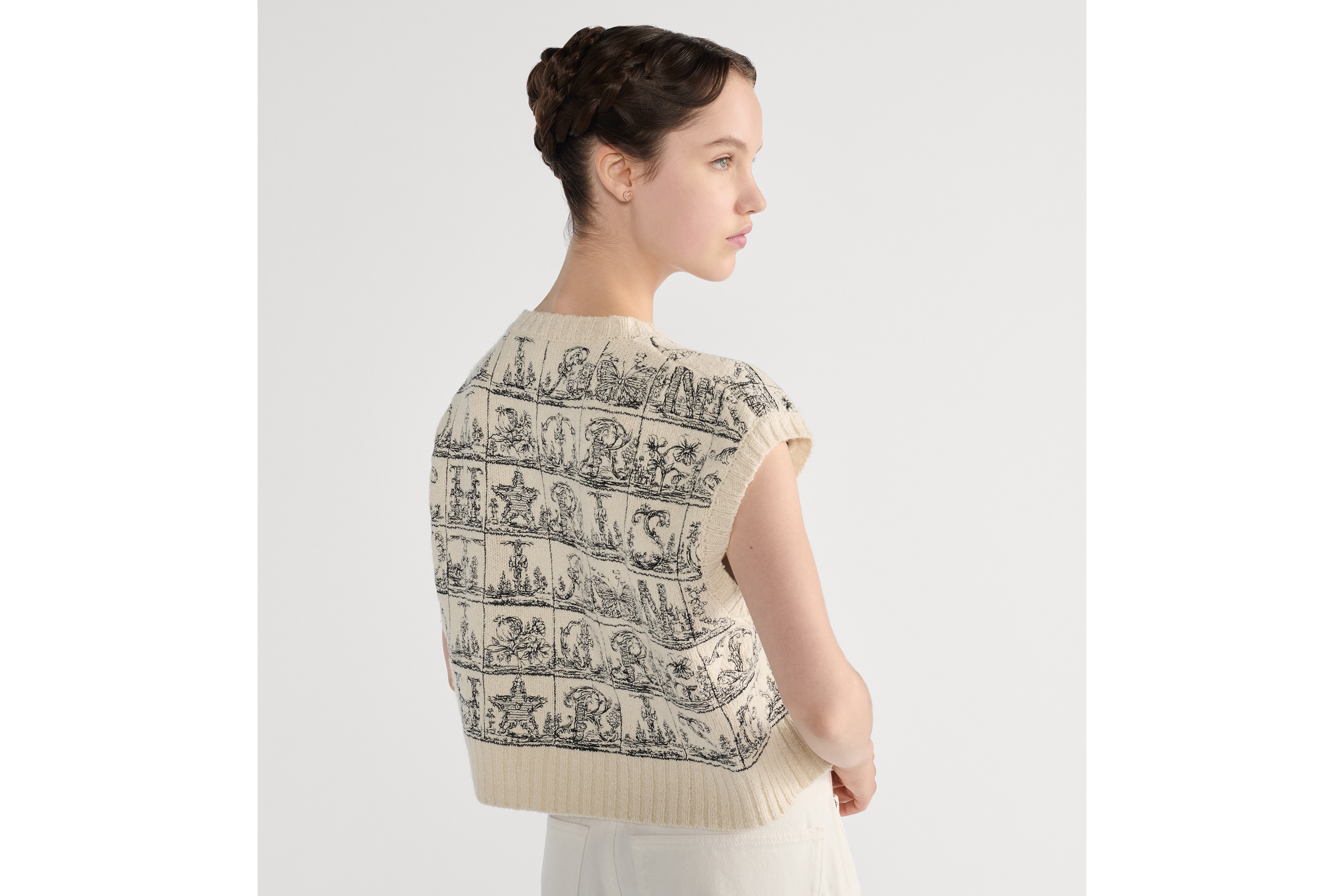 针织衫背心 米白色绵羊毛混纺针织面料黑色 Dior Alphabet 图案刺绣 E06