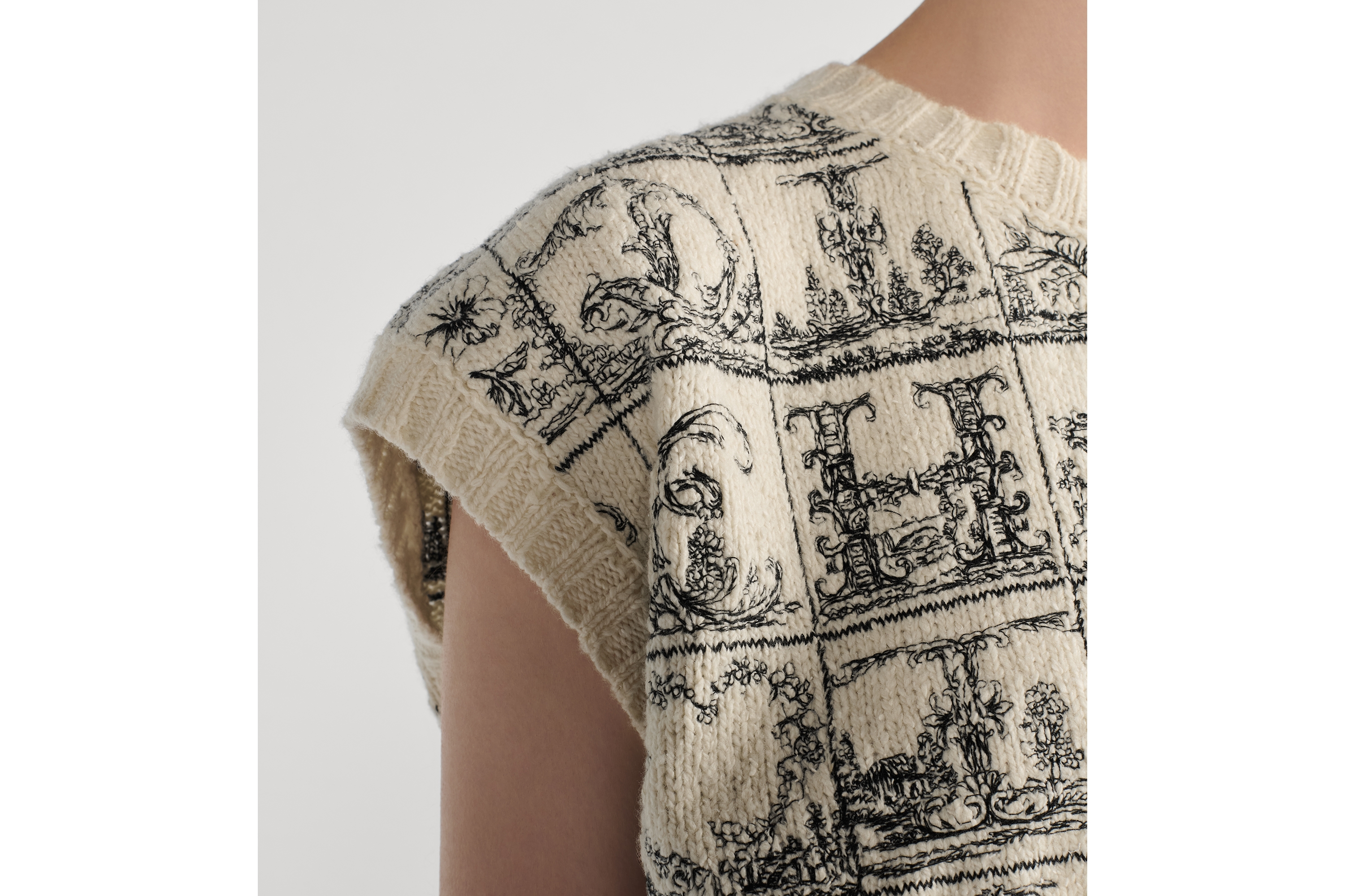 针织衫背心 米白色绵羊毛混纺针织面料黑色 Dior Alphabet 图案刺绣 E12