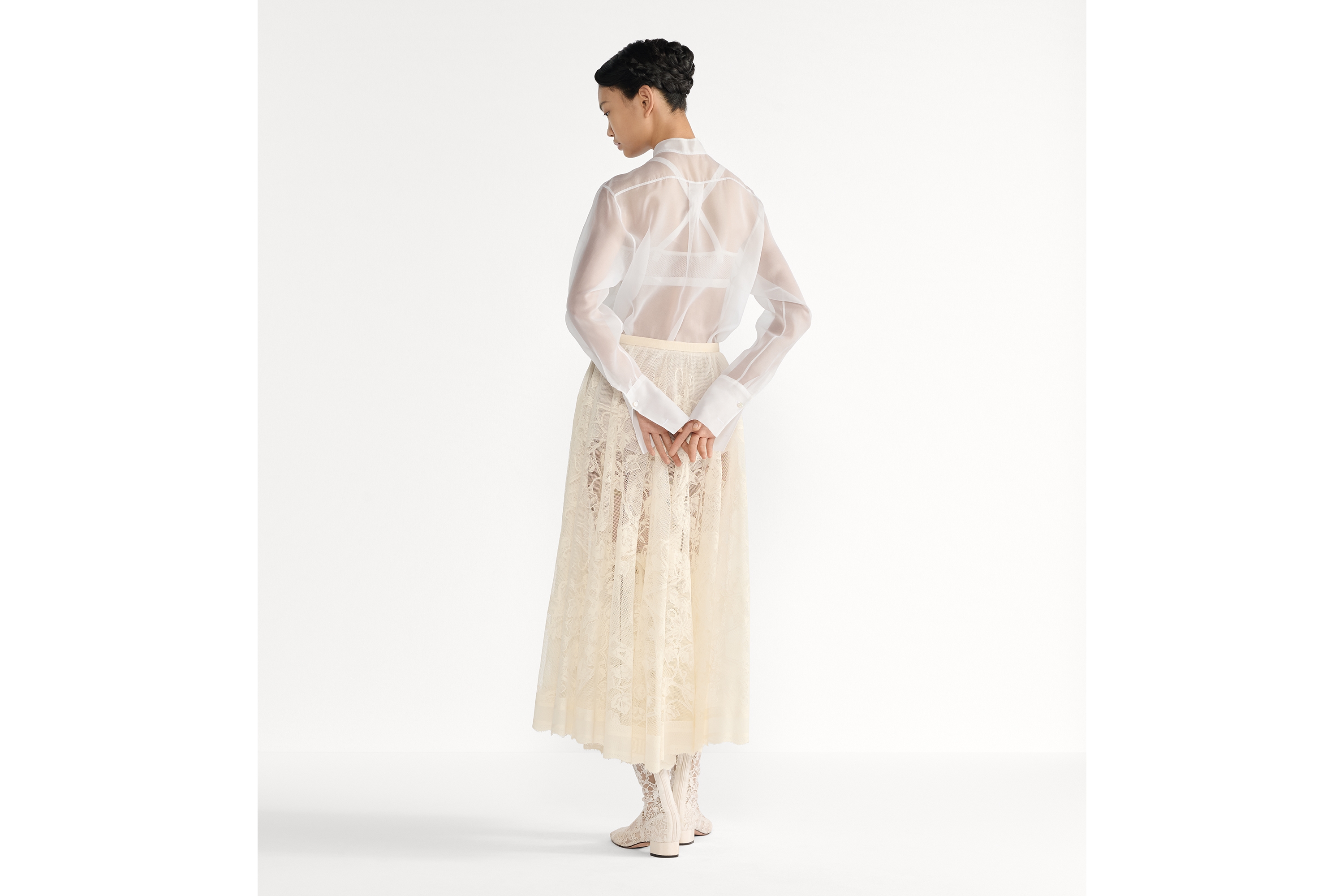 喇叭形半裙 米白色棉质混纺蕾丝面料 Jardin D-Étoile 图案 E03