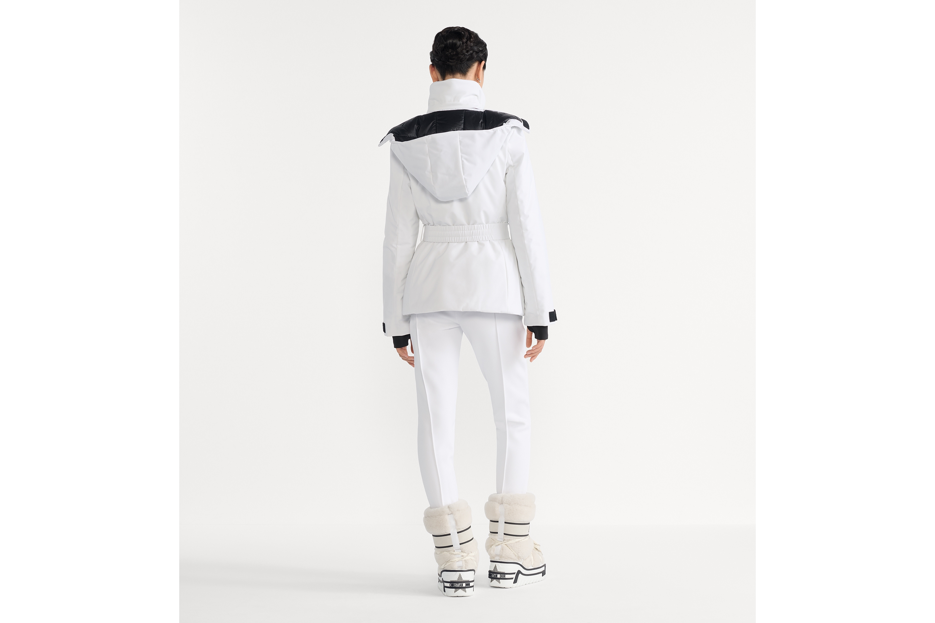 DiorAlps 连帽夹克 白色带夹层塔夫绸科技面料搭配腰带 E03