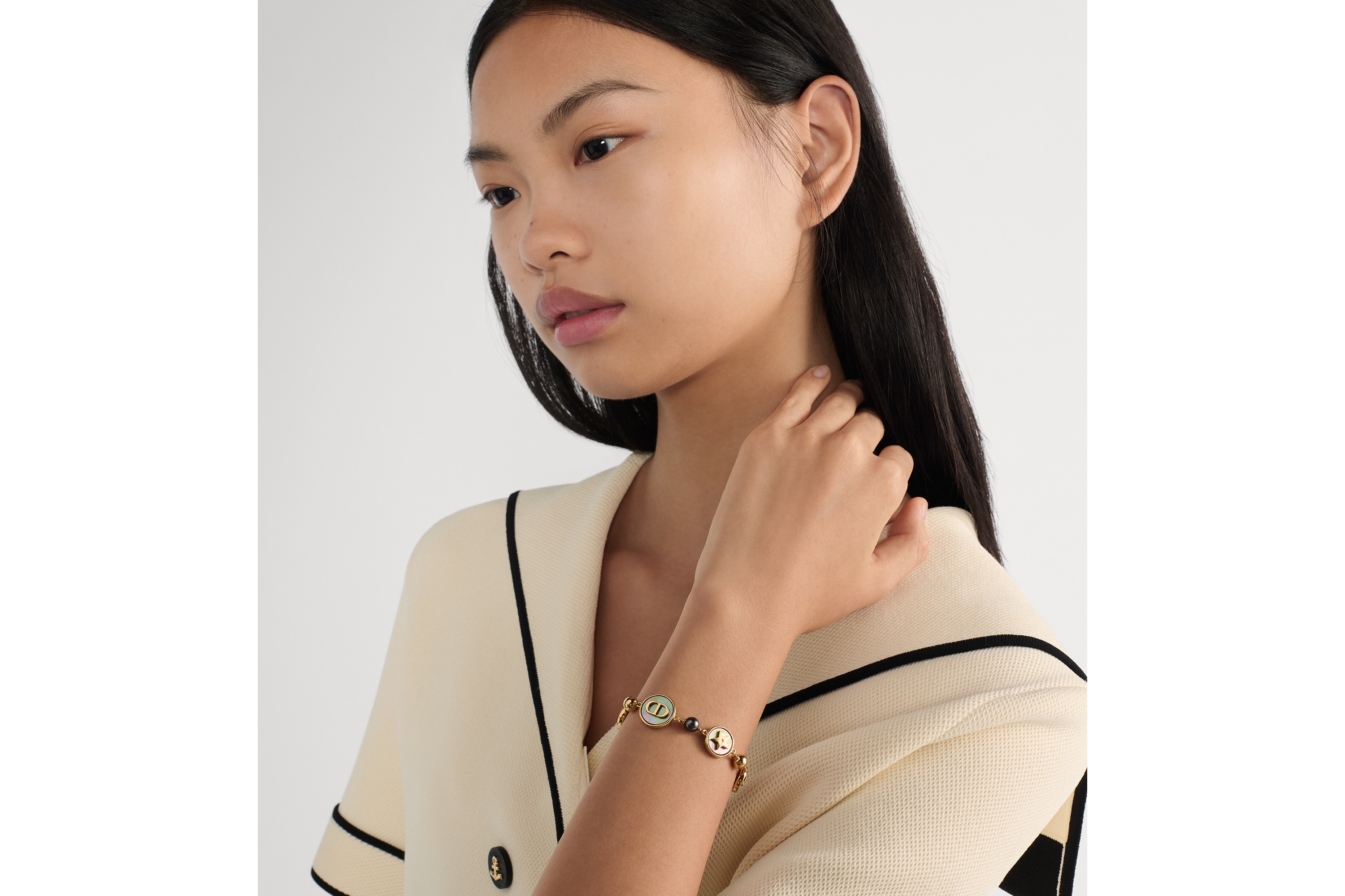 D-Luck 手链 金色饰面金属、深灰色树脂珠饰和塔西提珍珠母贝 E07