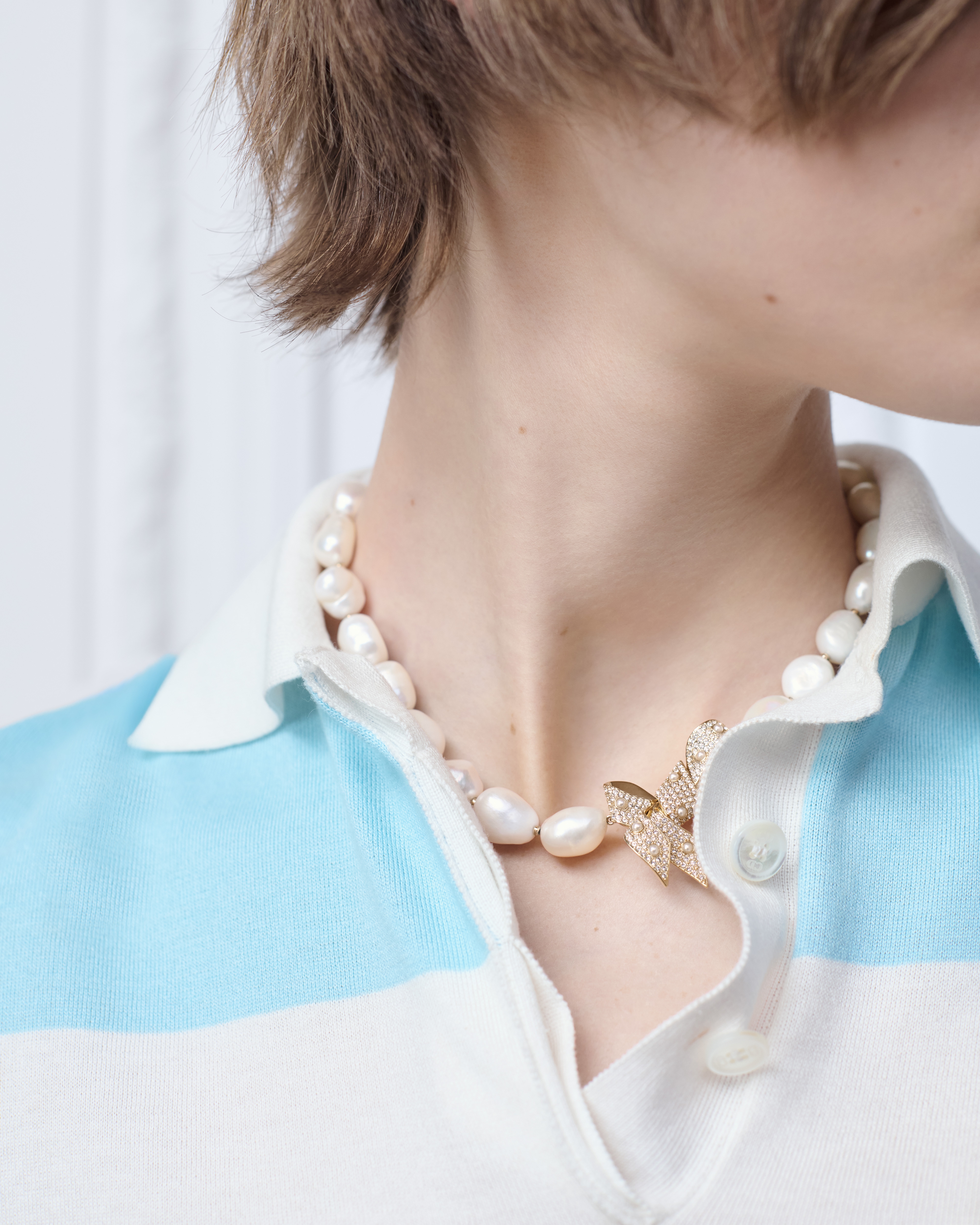 look_image_alt_prefix 长袖 Polo 衫 蓝色和米白色棉质针织面料 Dior Marinière 图案 E08