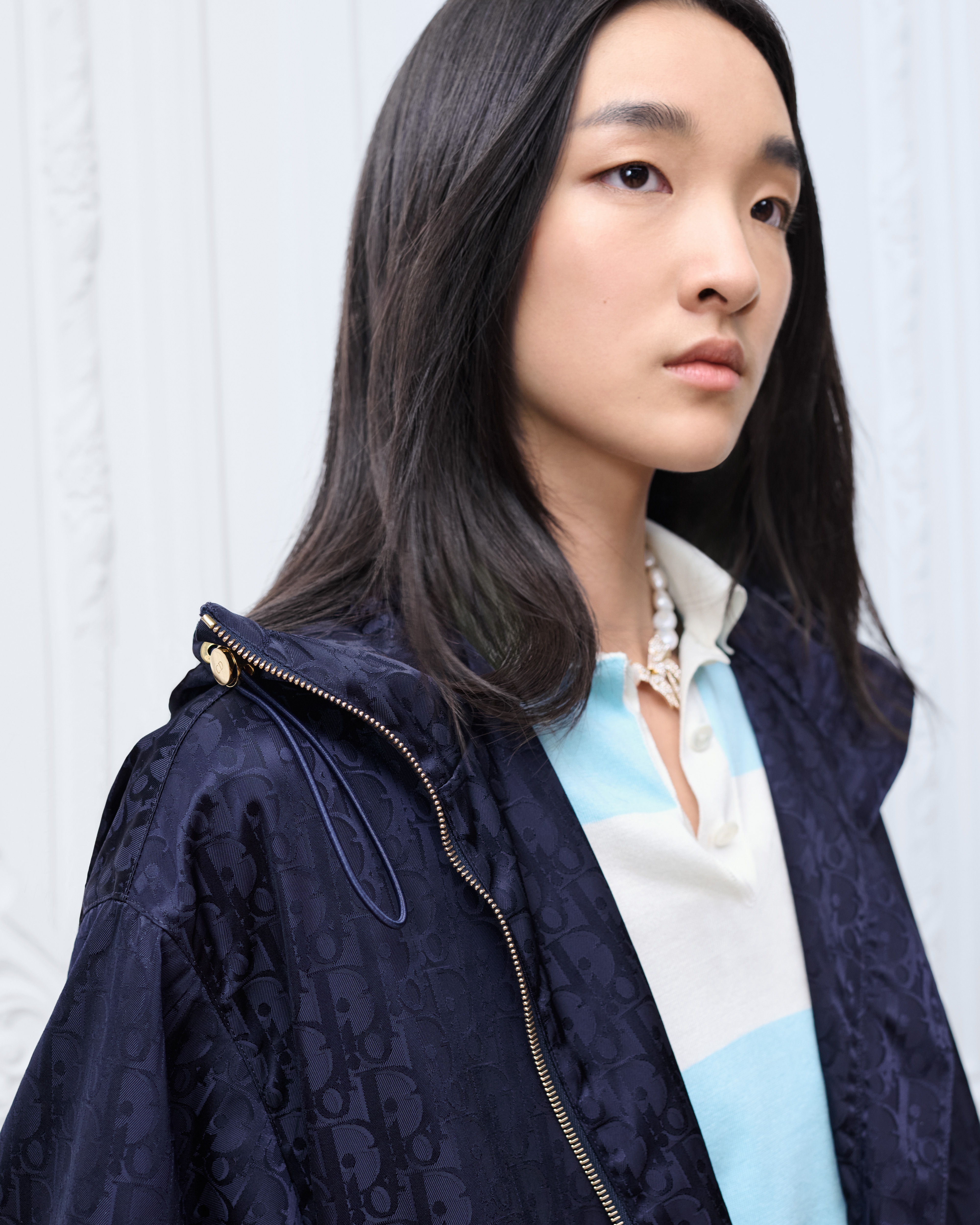 look_image_alt_prefix 拉链夹克 海军蓝色塔夫绸科技面料 Oblique 印花 E05