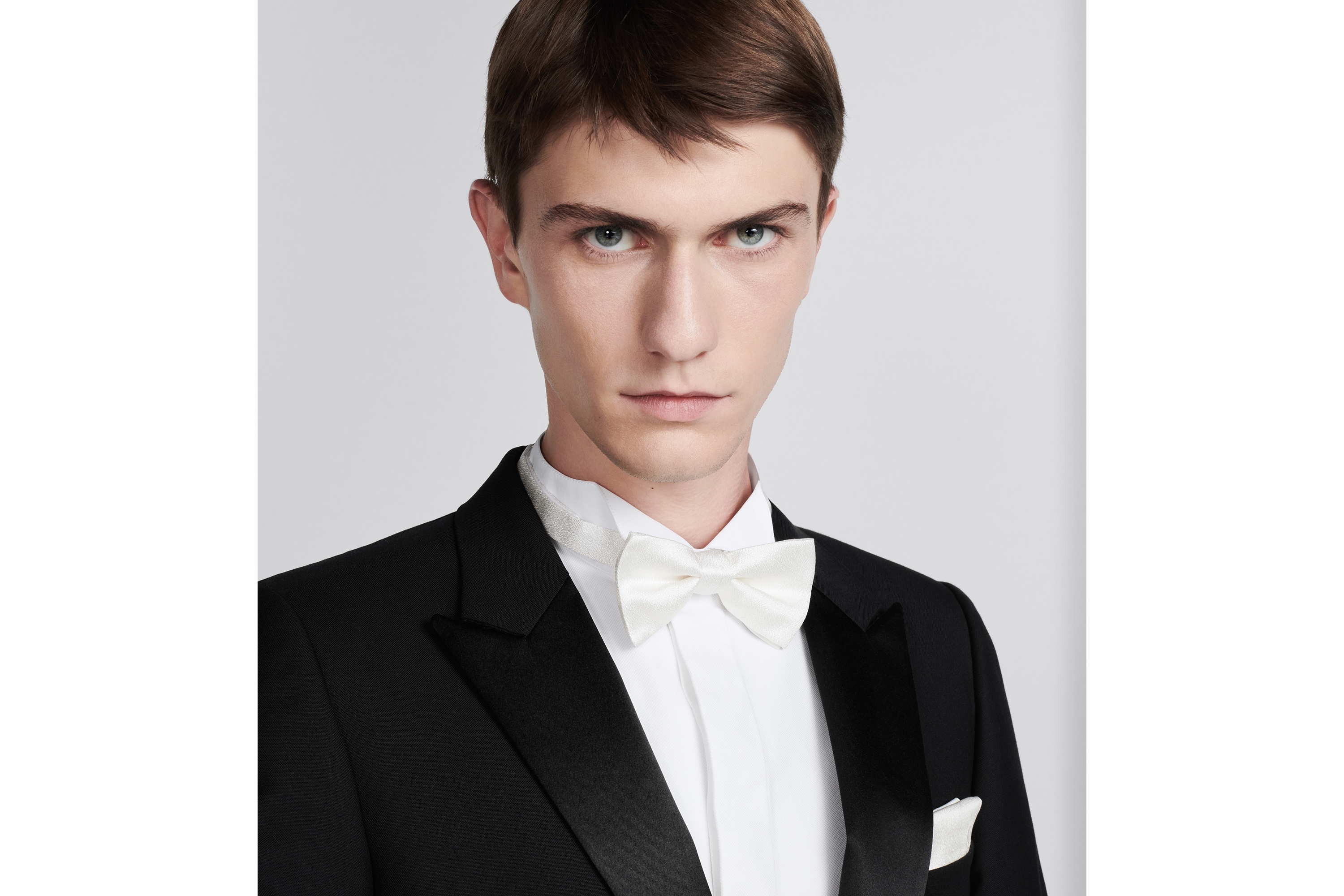 领结 米色桑蚕丝缎 E36