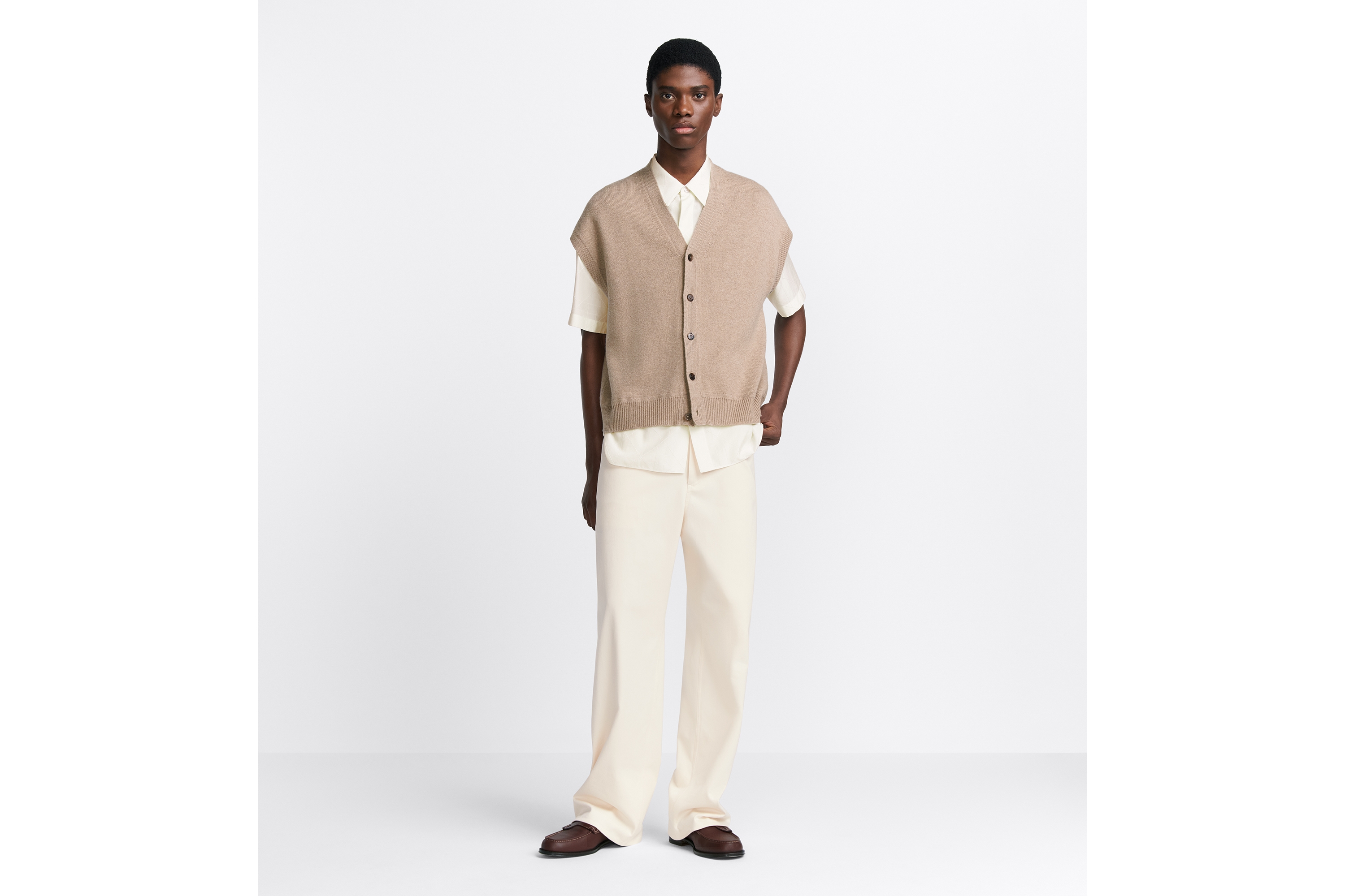 look_image_alt_prefix Dior Icons 针织衫背心 米色山羊绒平纹针织面料 E05