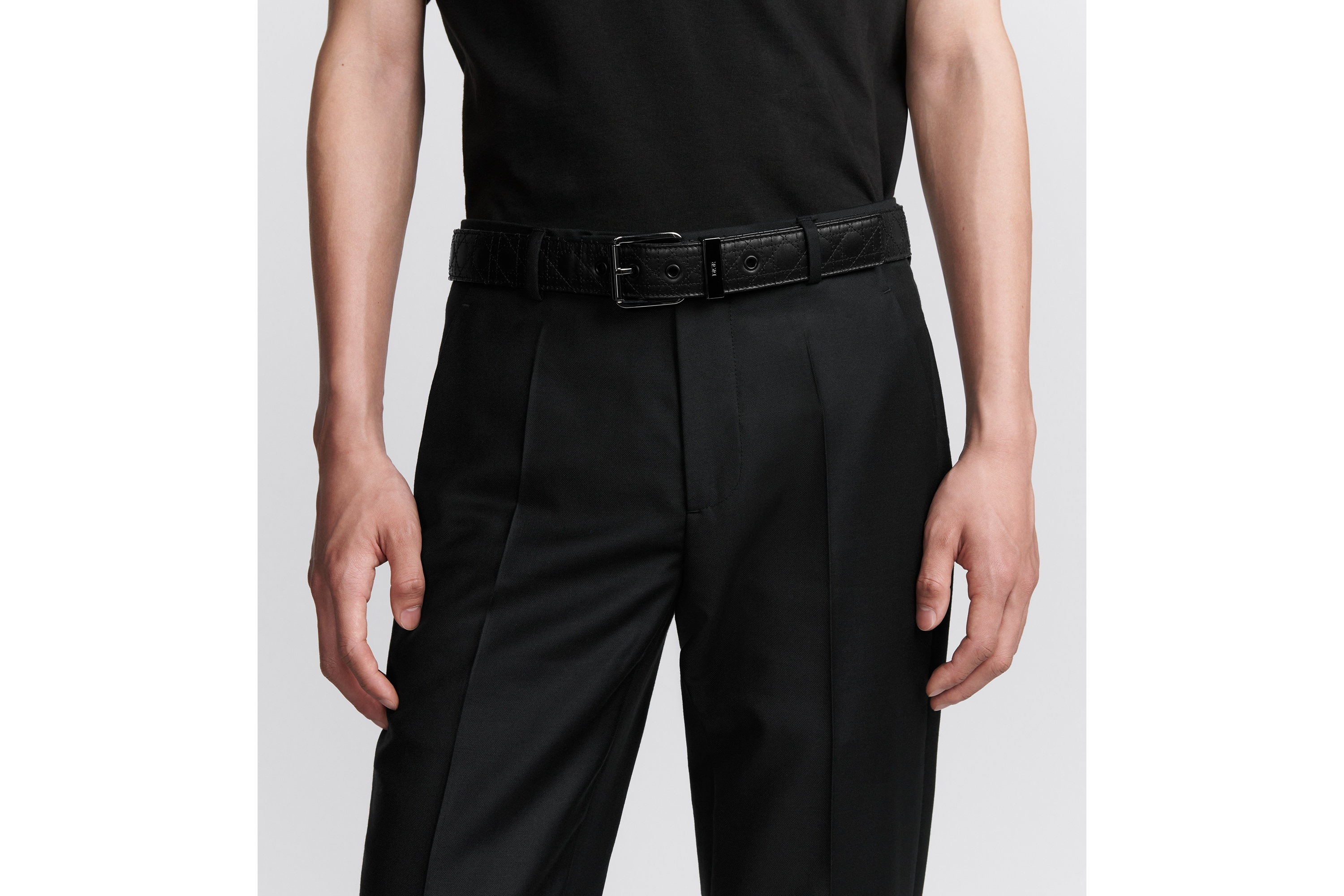 look_image_alt_prefix 腰带 35 毫米黑色 Kumo 藤格纹皮革 E46