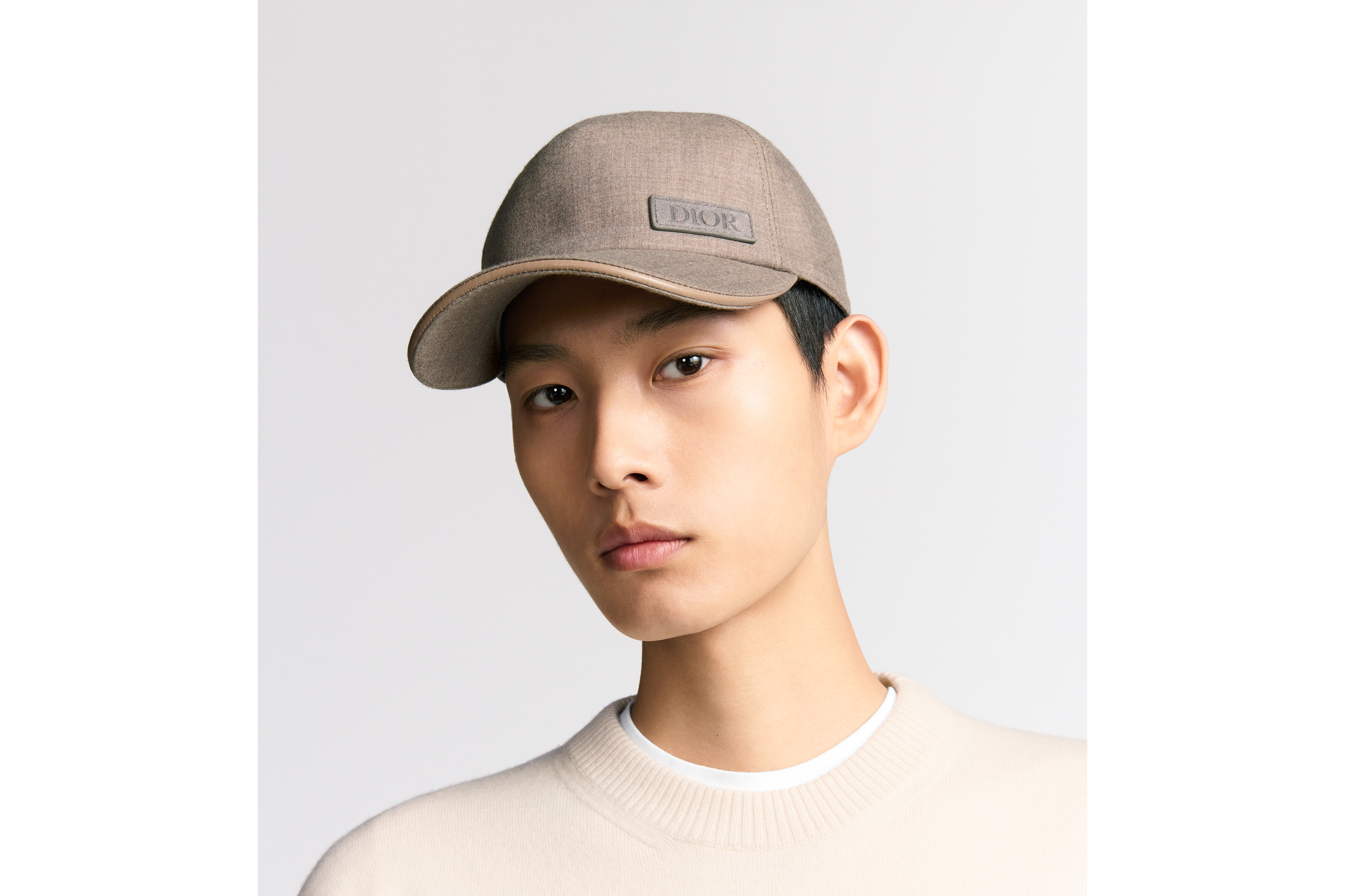 Dior Icons 棒球帽 米色山羊绒面料 E26