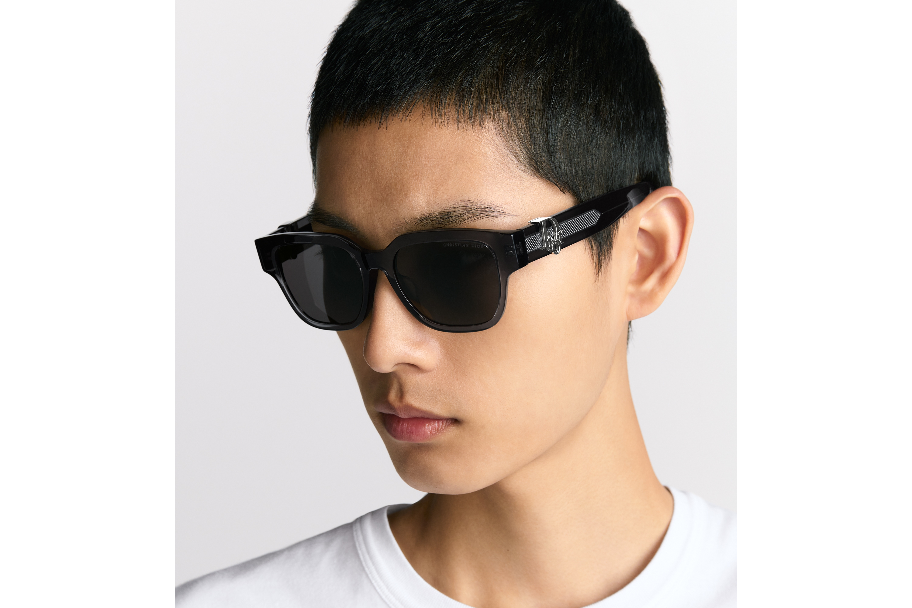 Dior Oblique S1F 太阳眼镜 黑色半透明正方形镜框 E30
