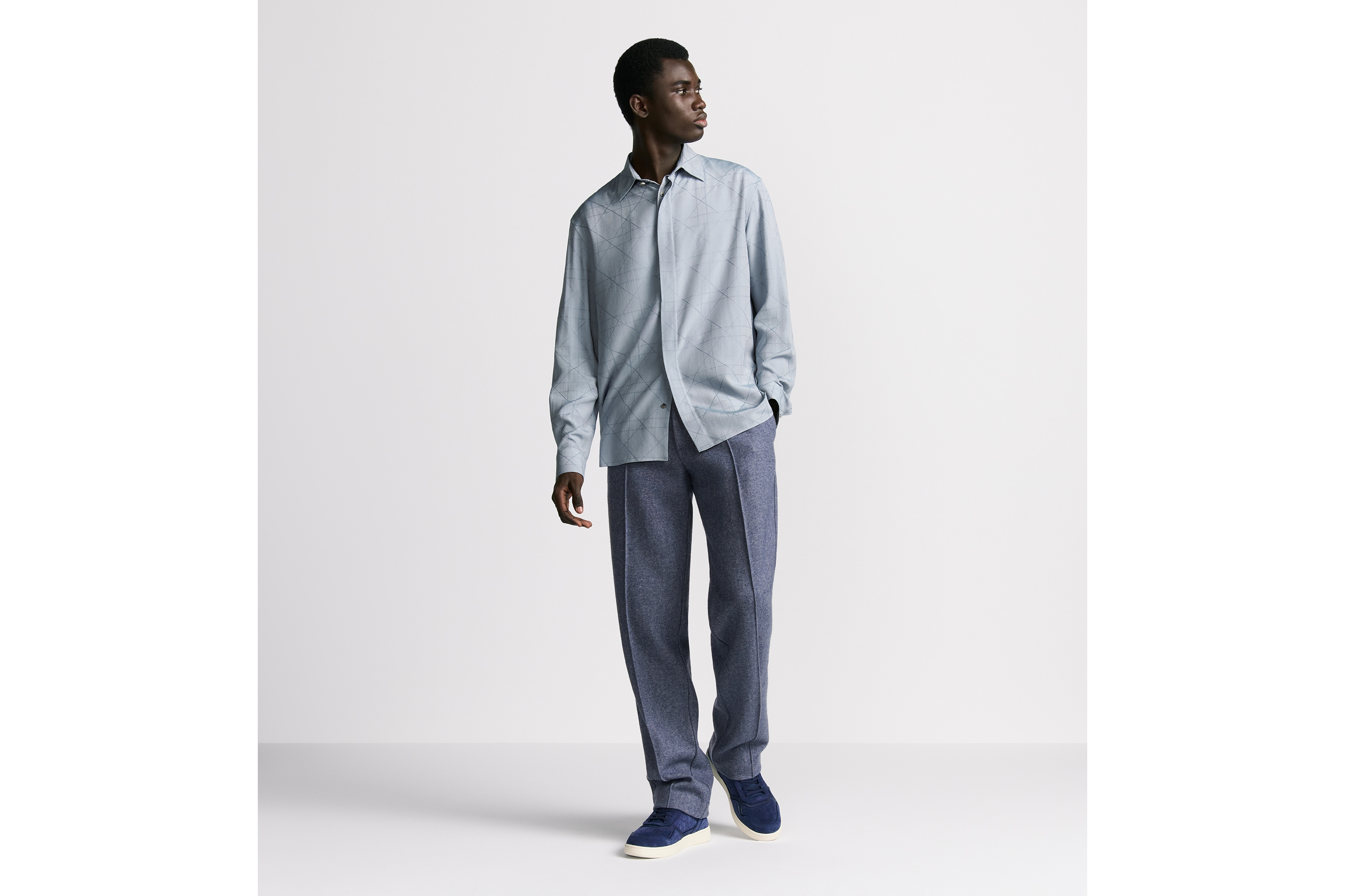 look_image_alt_prefix Dior Icons 衬衫 蓝色桑蚕丝混纺面料藤格纹 E02