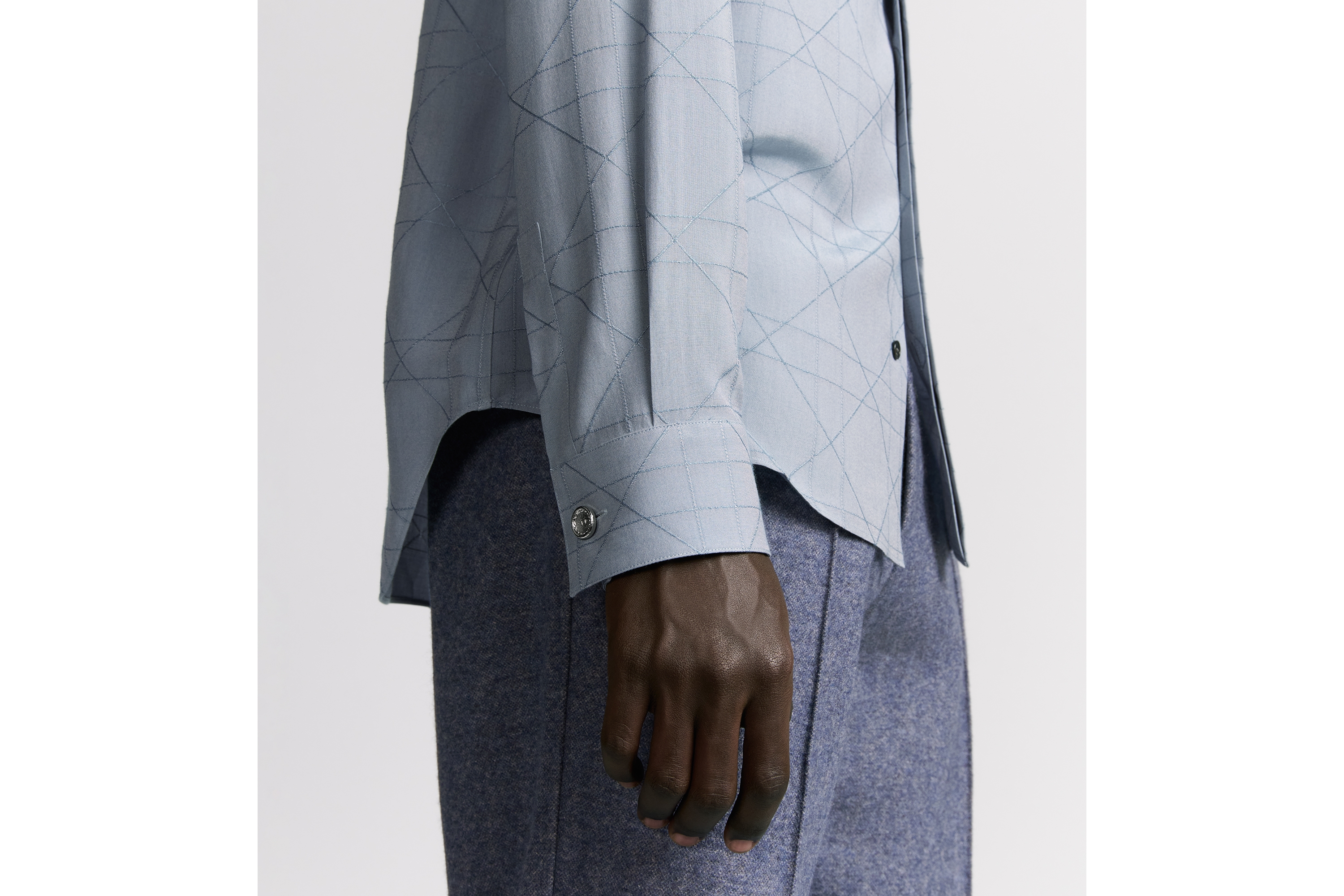 look_image_alt_prefix Dior Icons 衬衫 蓝色桑蚕丝混纺面料藤格纹 E04