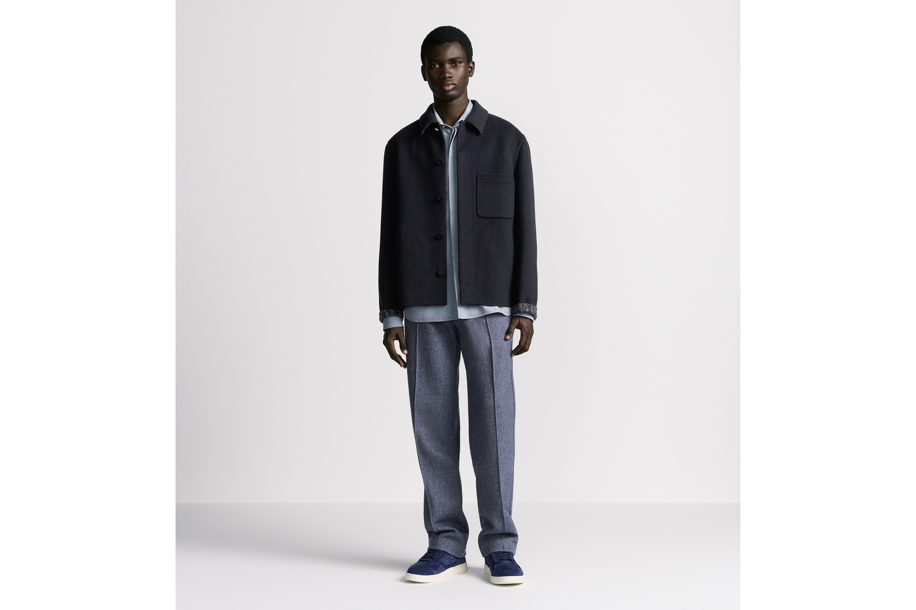 look_image_alt_prefix Dior Icons 工装夹克 海军蓝色双面绵羊毛和山羊绒混纺面料 E20