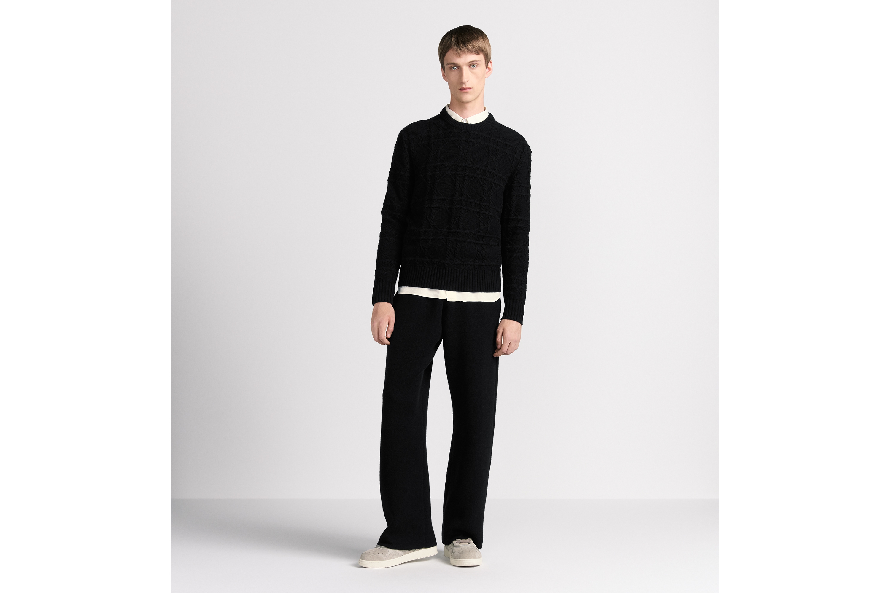 look_image_alt_prefix Dior Icons 针织衫 黑色山羊绒织物藤格纹 E08