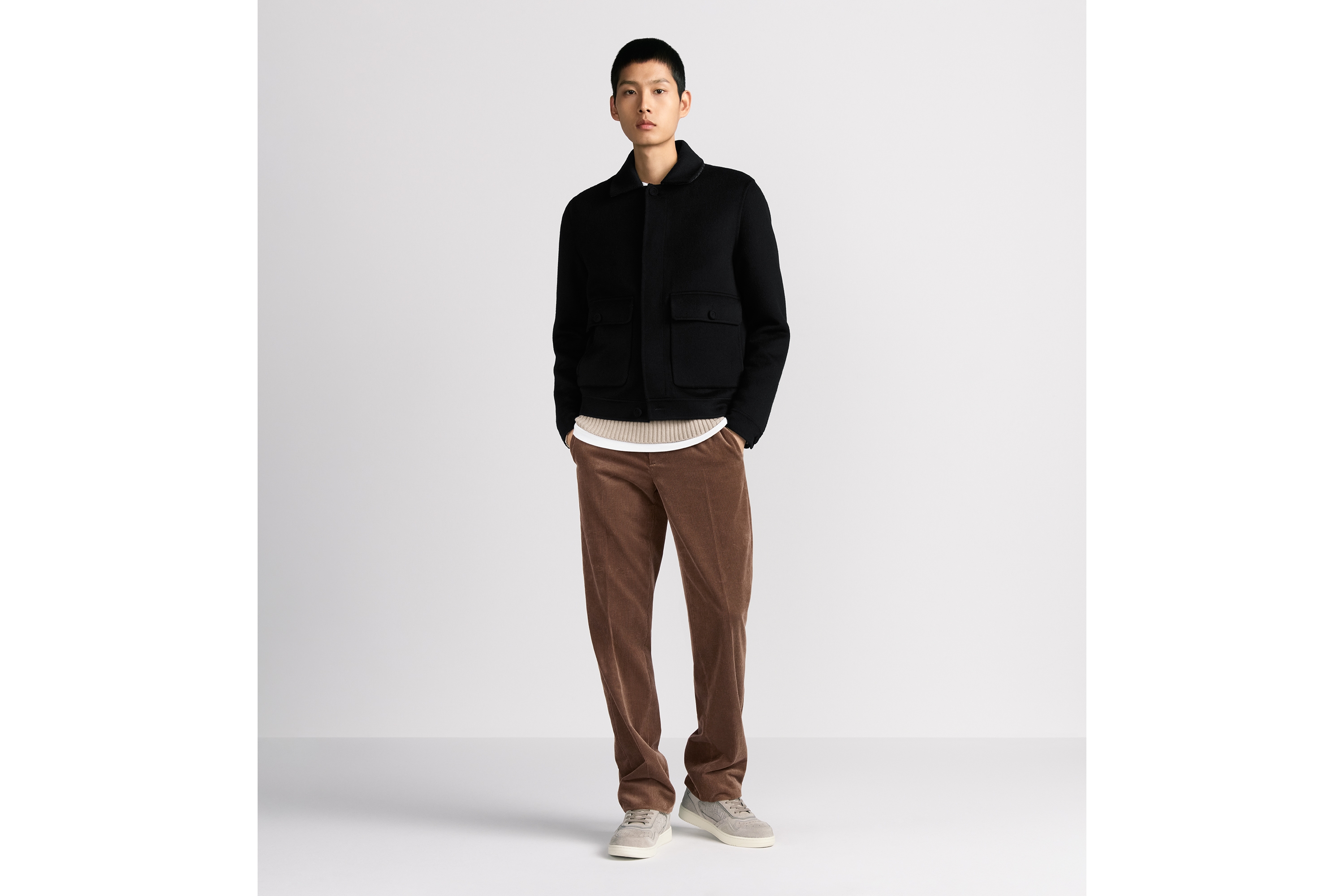 look_image_alt_prefix Dior Icons 单西 黑色双面绵羊毛和山羊绒混纺面料 E02