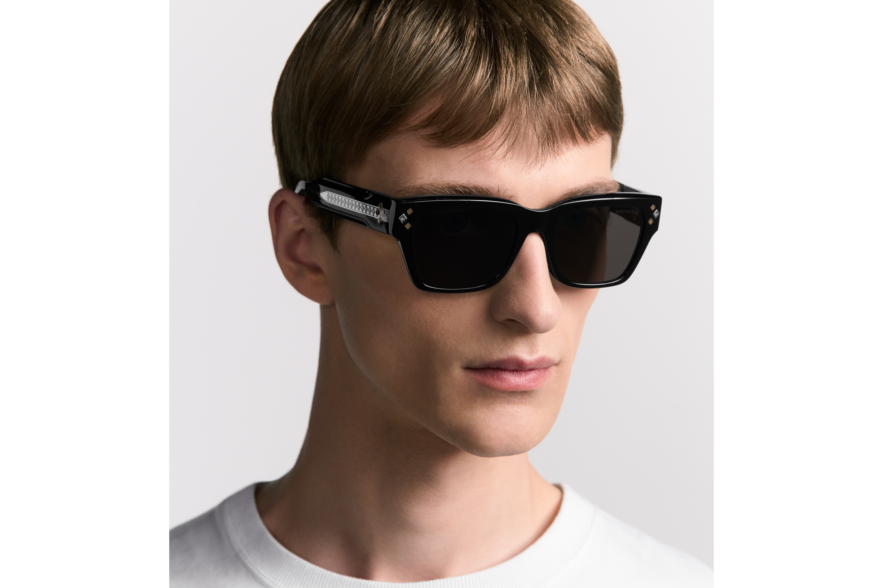 CD Diamond S2I 太阳眼镜 黑色方形镜框 E30