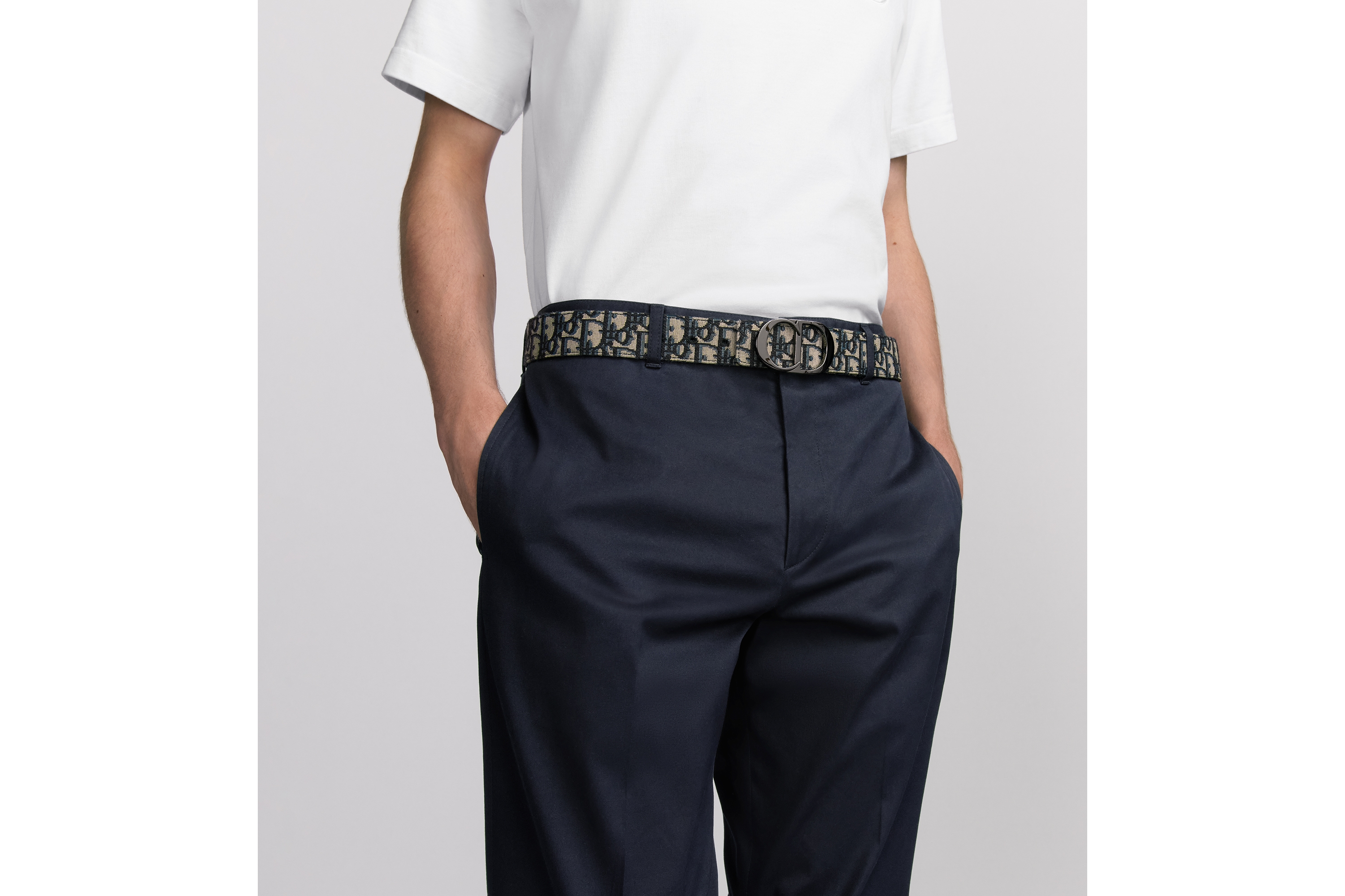 双面腰带 35 毫米米色和黑色 Oblique 印花面料和黑色粒面牛皮革 E45