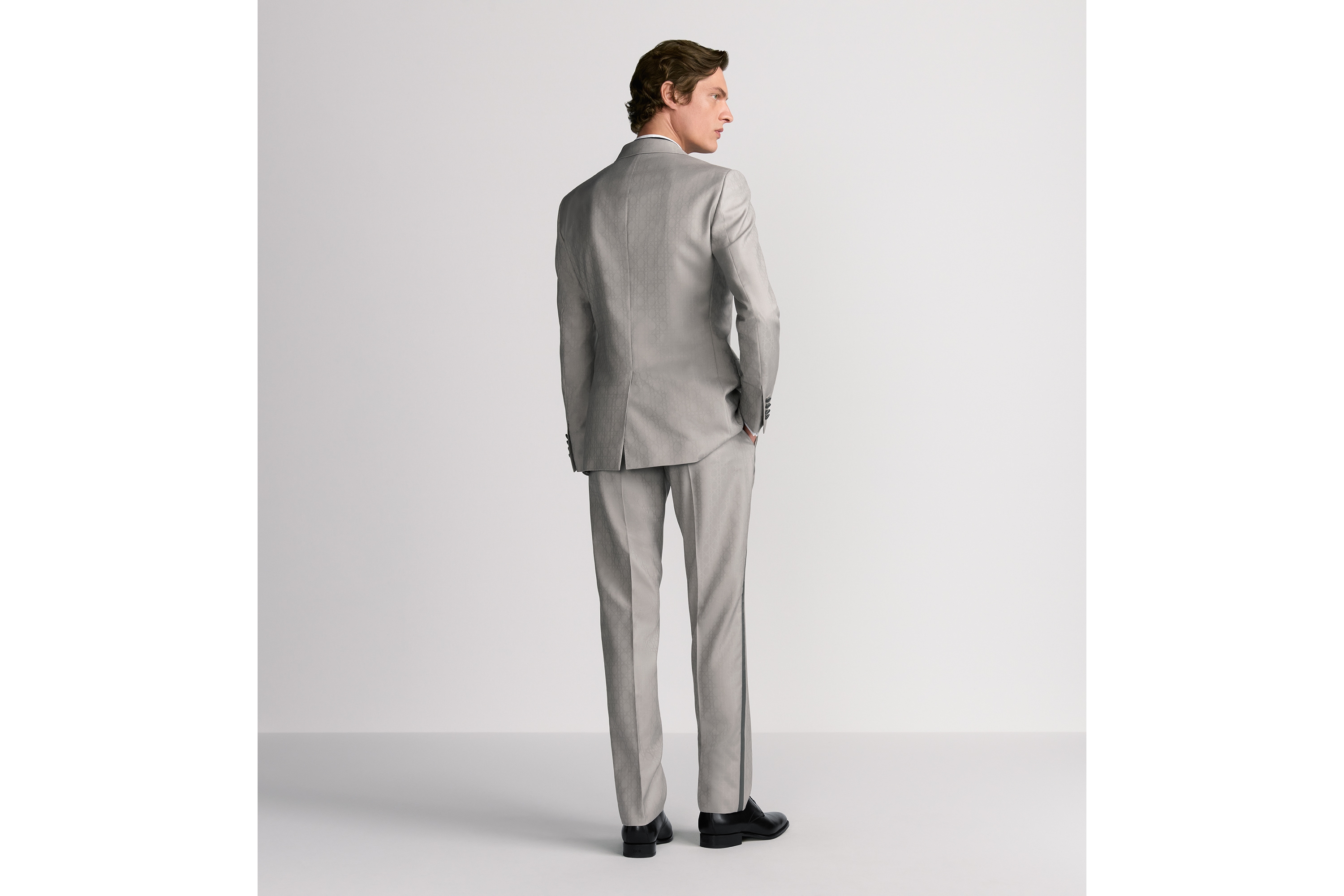 look_image_alt_prefix 礼服 灰色绵羊毛混纺提花面料藤格纹 E03