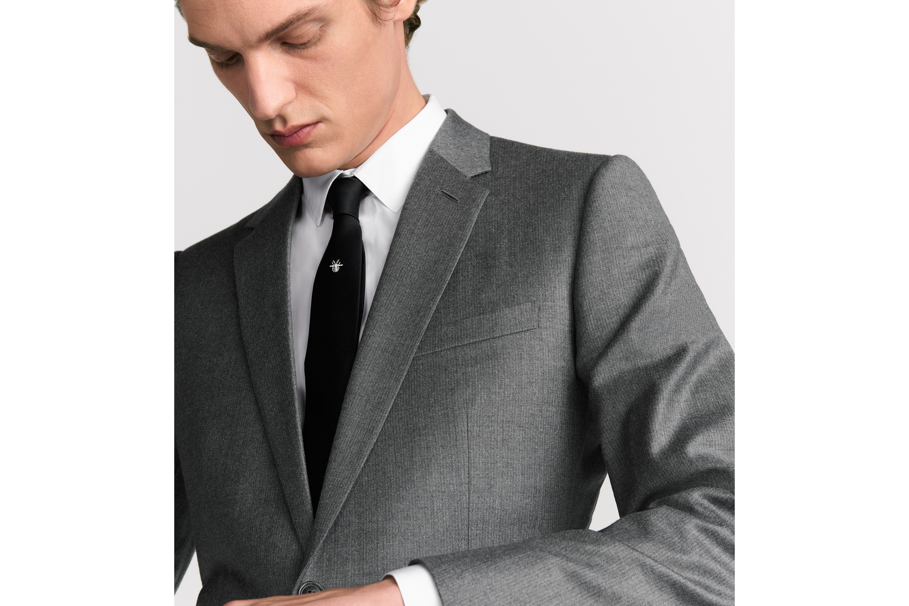 经典西装 灰色绵羊毛法兰绒面料细条纹图案 E04