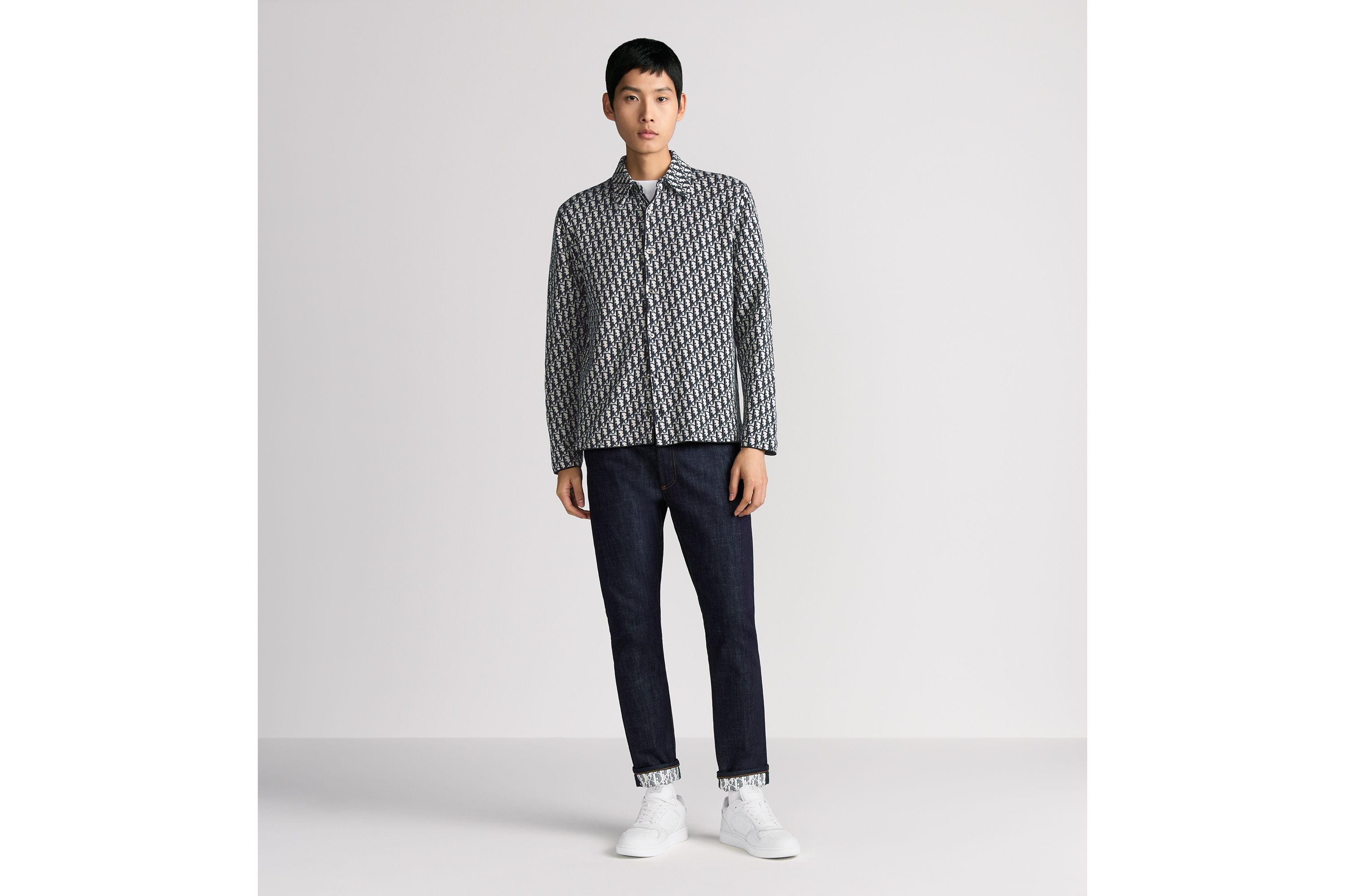 look_image_alt_prefix 外套衬衫 海军蓝色棉质 Oblique 印花 E08