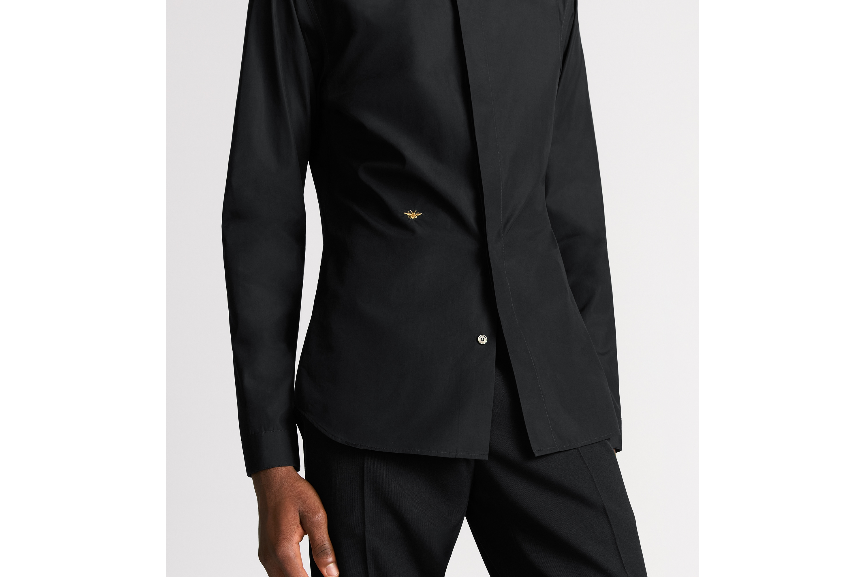 衬衫 黑色棉府绸金色小蜜蜂刺绣 E10