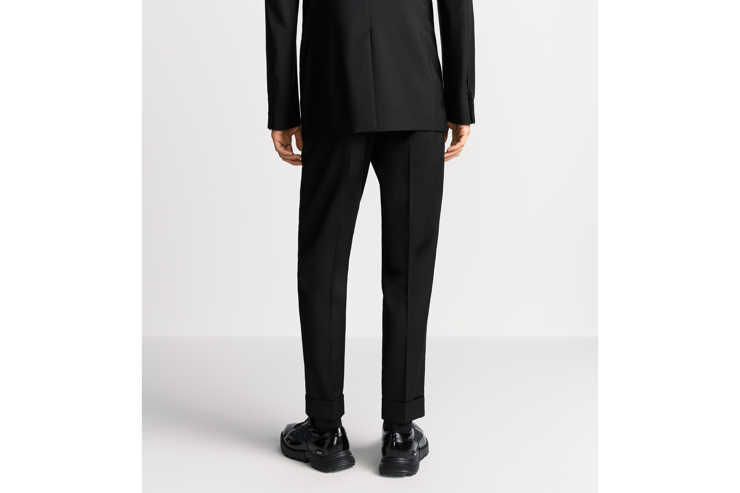 精裁斜纹布裤 黑色绵羊毛混纺面料 E15