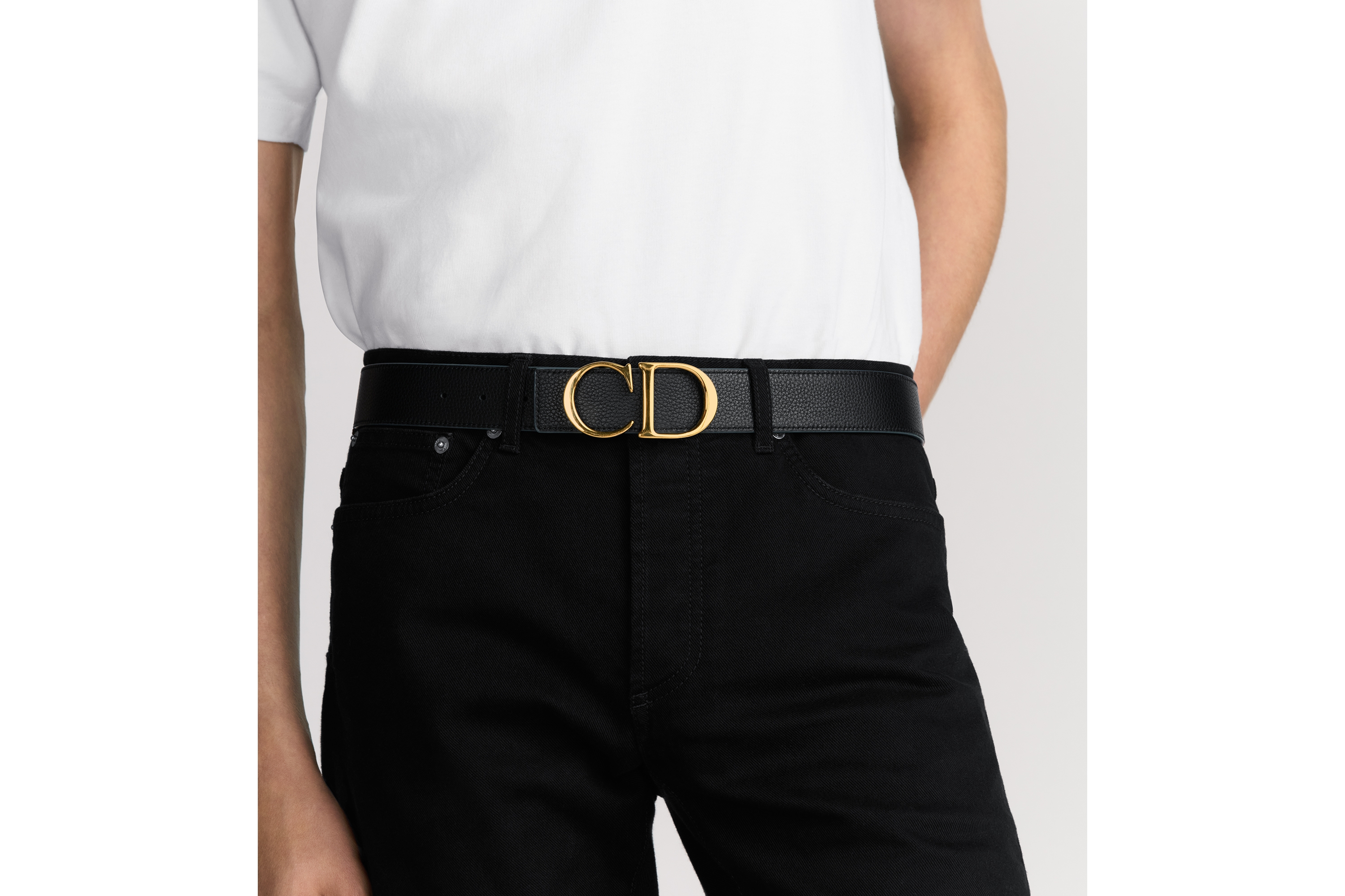 look_image_alt_prefix CD 腰带扣 35 毫米金色饰面黄铜 E45