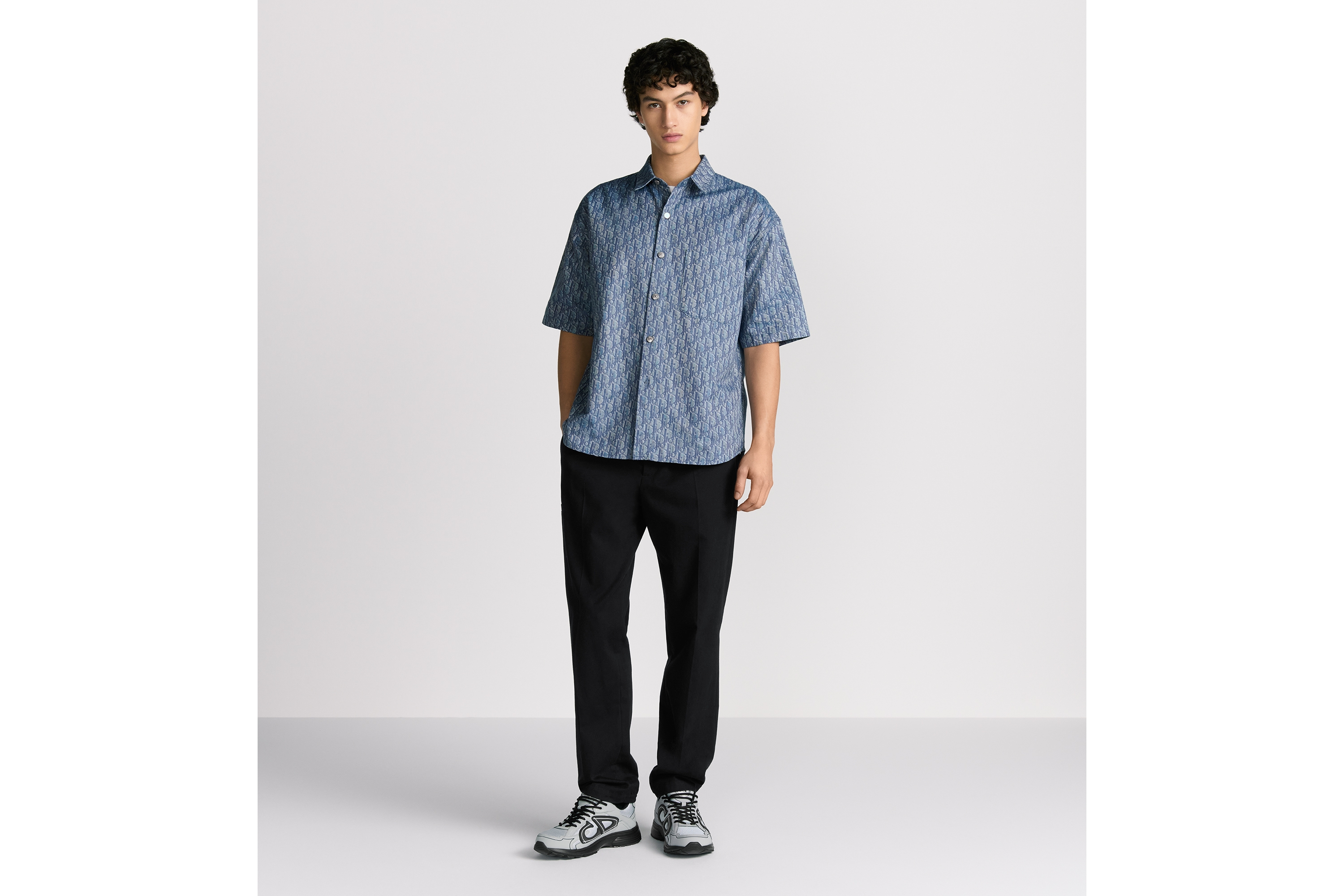 短袖衬衫 蓝色棉质混纺斜纹面料 Oblique 印花 E08