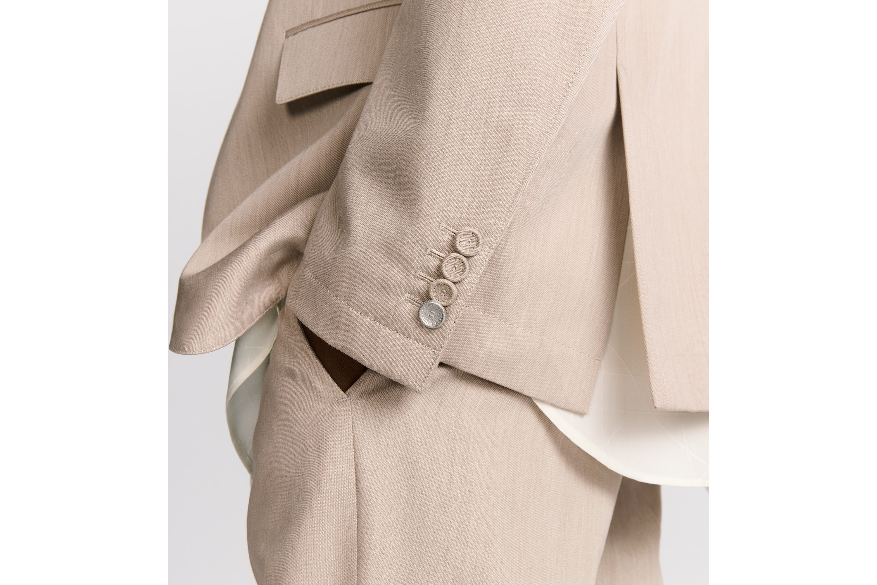 look_image_alt_prefix Dior Icons 单西 米色山羊绒和棉质混纺华达呢 E04