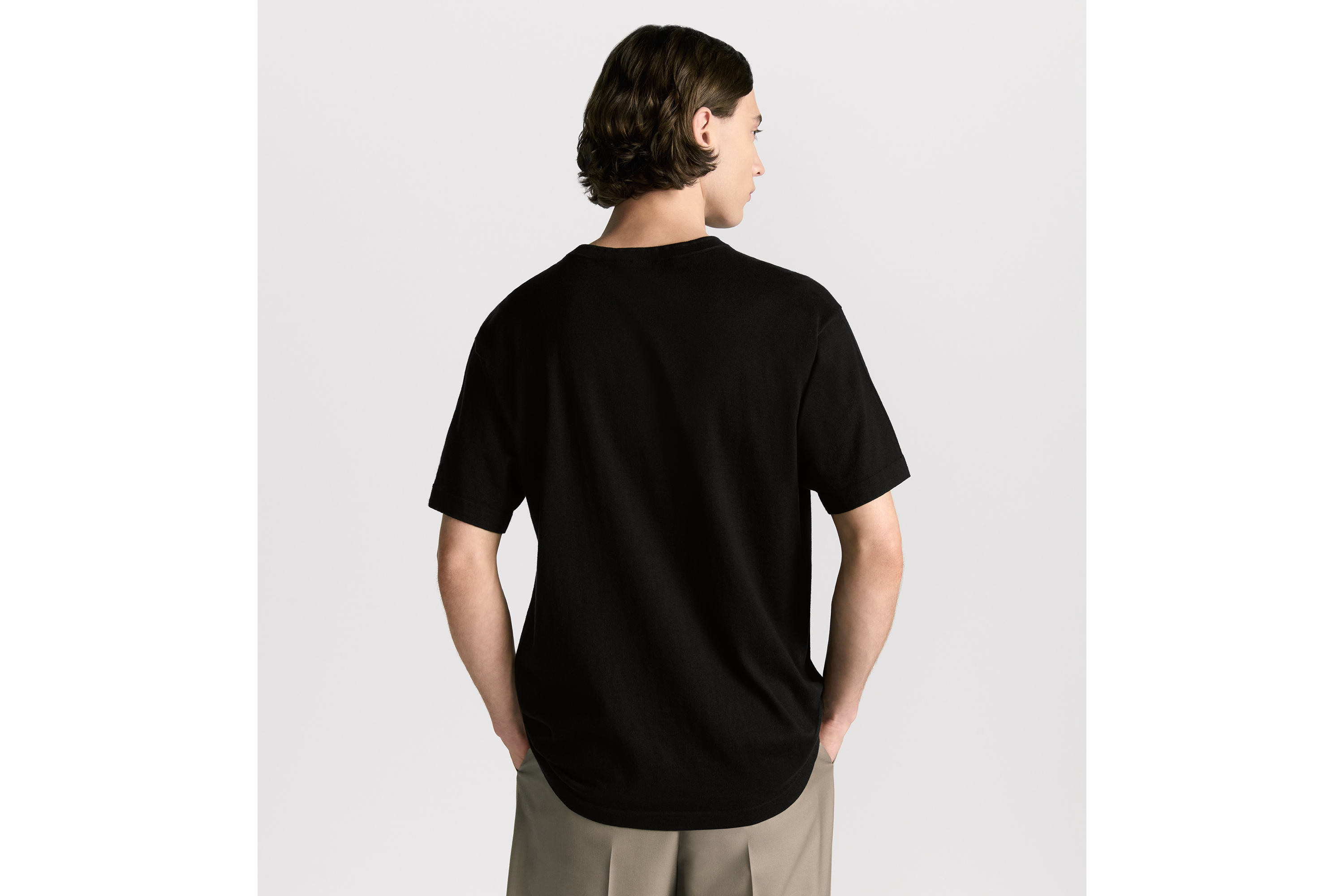 look_image_alt_prefix Dior Icons T 恤 黑色棉质混纺平纹针织面料 E09