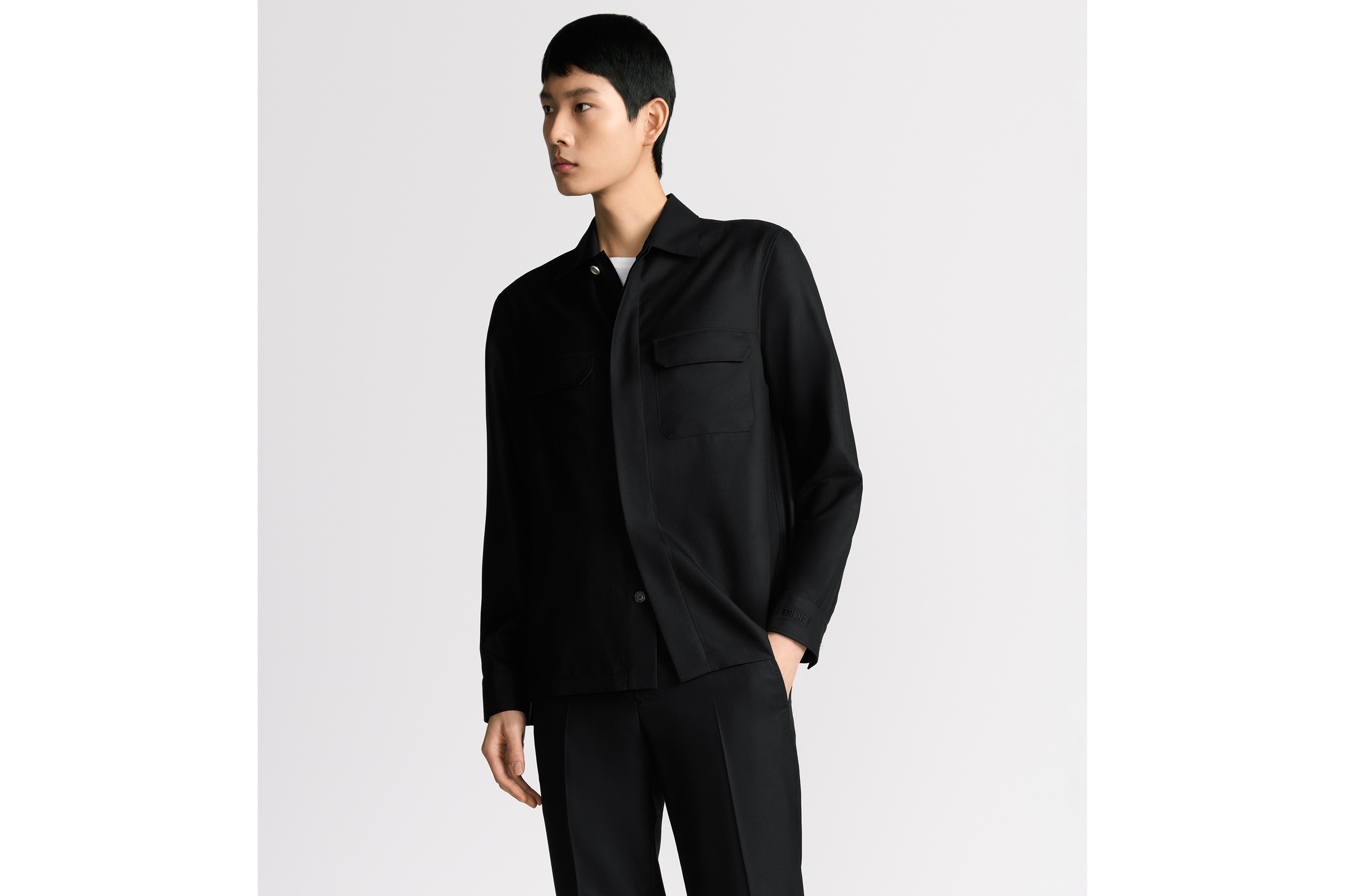 look_image_alt_prefix Dior Icons 衬衫 黑色山羊绒混纺斜纹面料 E07