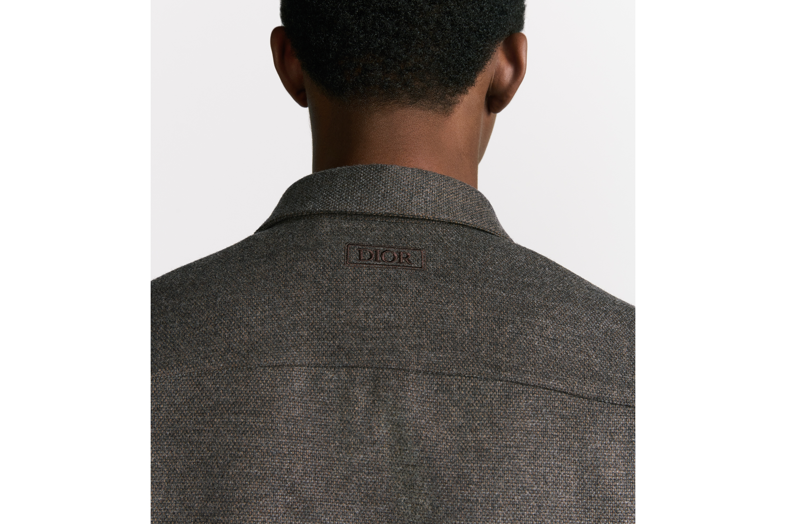 Dior Icons 超大版型衬衫 棕色绵羊毛和山羊绒混纺面料 E03