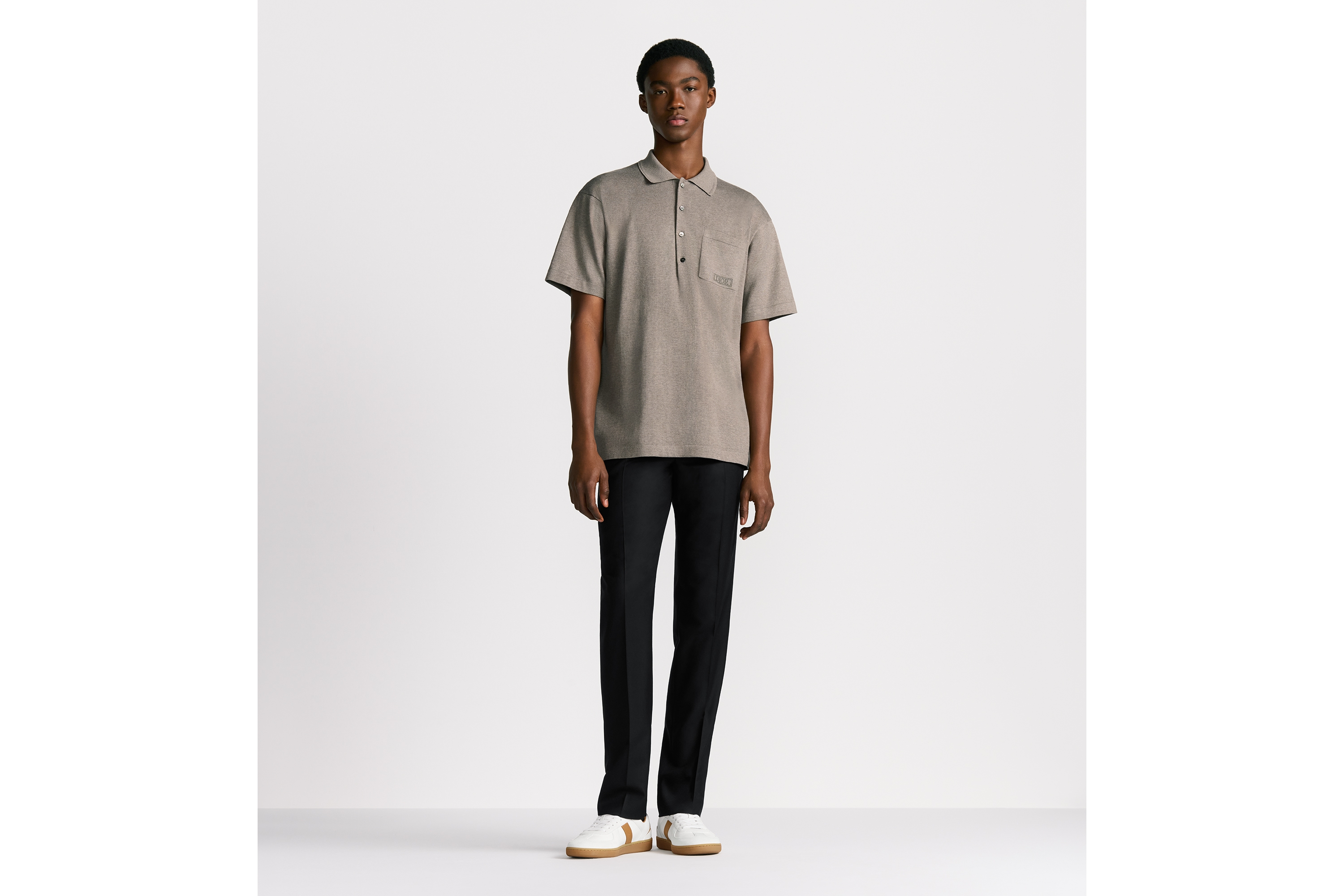 look_image_alt_prefix Dior Icons Polo 衫 米色棉质和桑蚕丝混纺平纹针织面料 E08