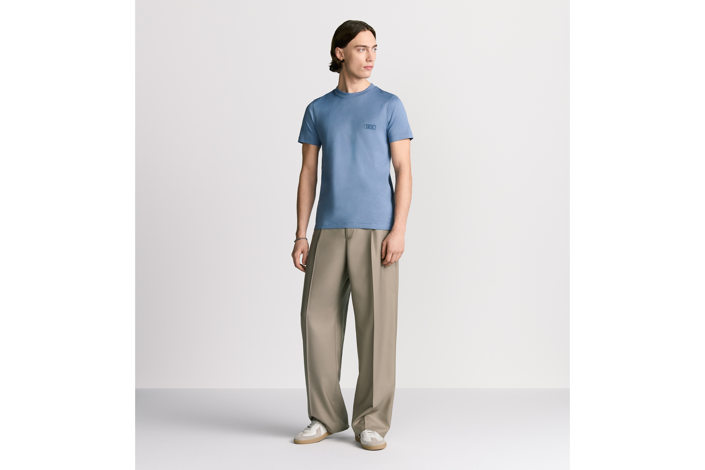 look_image_alt_prefix Dior Icons 常规版型 T 恤 蓝色海岛棉质平纹针织面料 E08