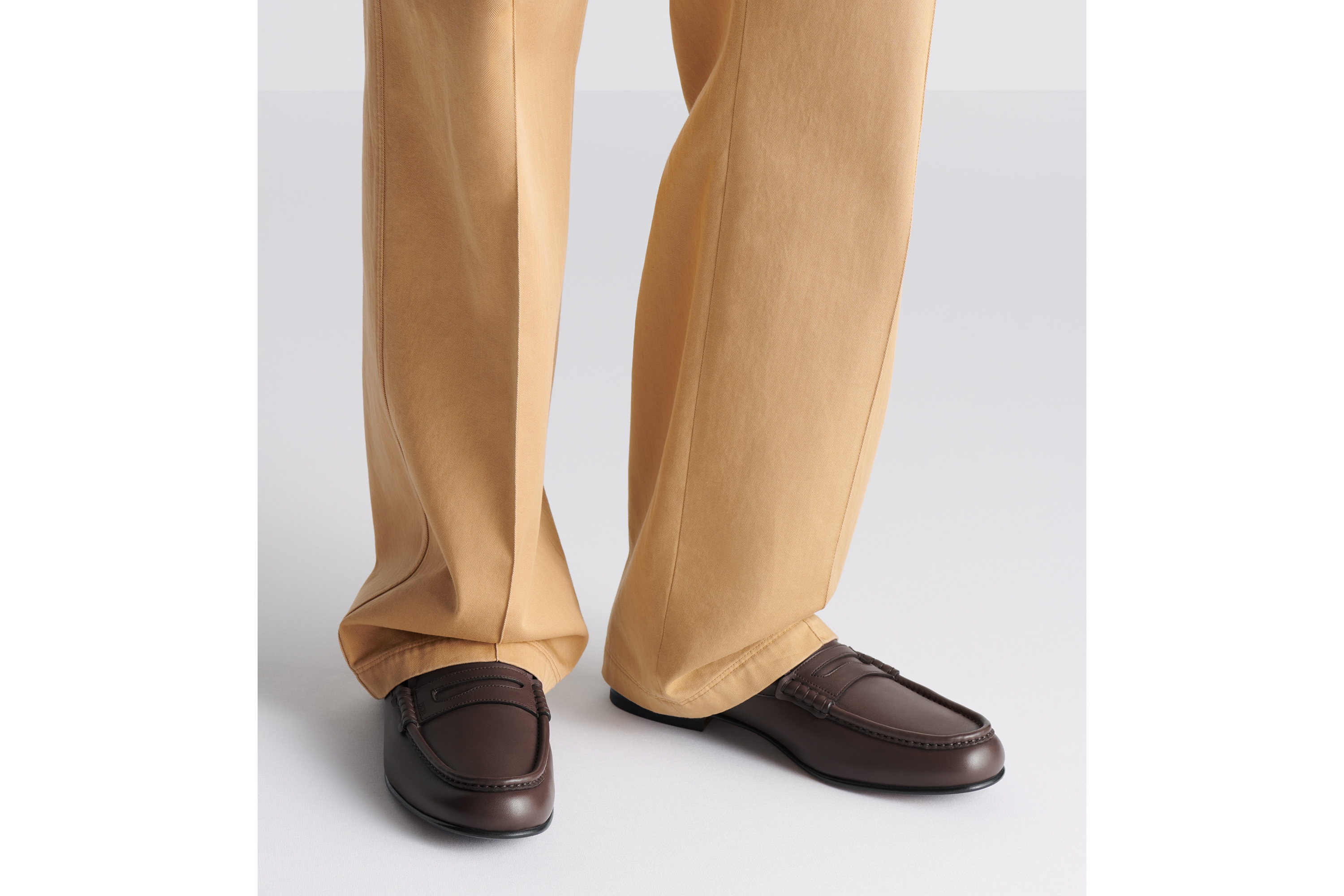 Dior Granville Flex 乐福鞋 深棕色光滑牛皮革 E23