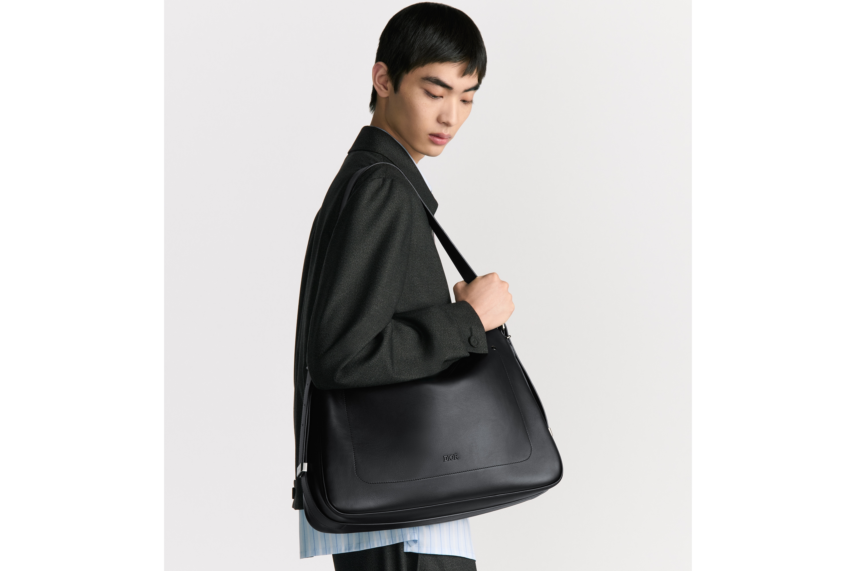 大号 Dior Slider 拉链水饺包 黑色光滑牛皮革 E19