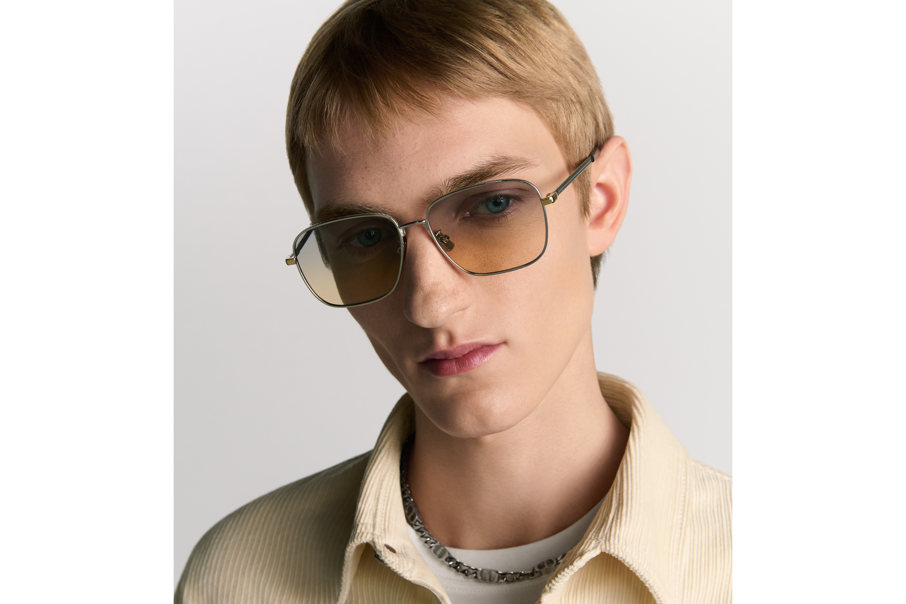 look_image_alt_prefix CD Diamond S4U 太阳眼镜 紫色至黄色渐变正方形镜片 E29