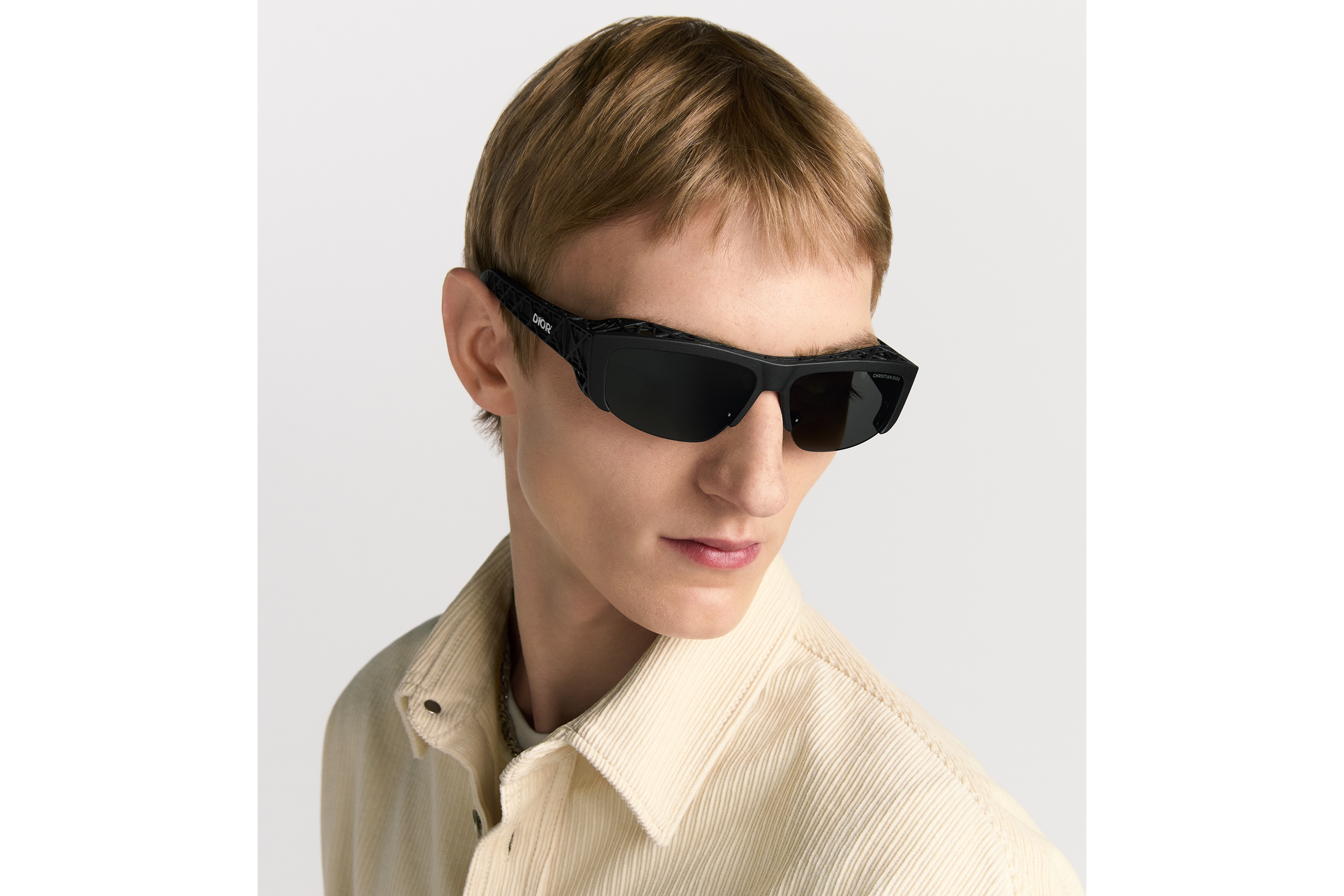 look_image_alt_prefix Dior3D S4I 太阳眼镜 黑色方形镜框 E29