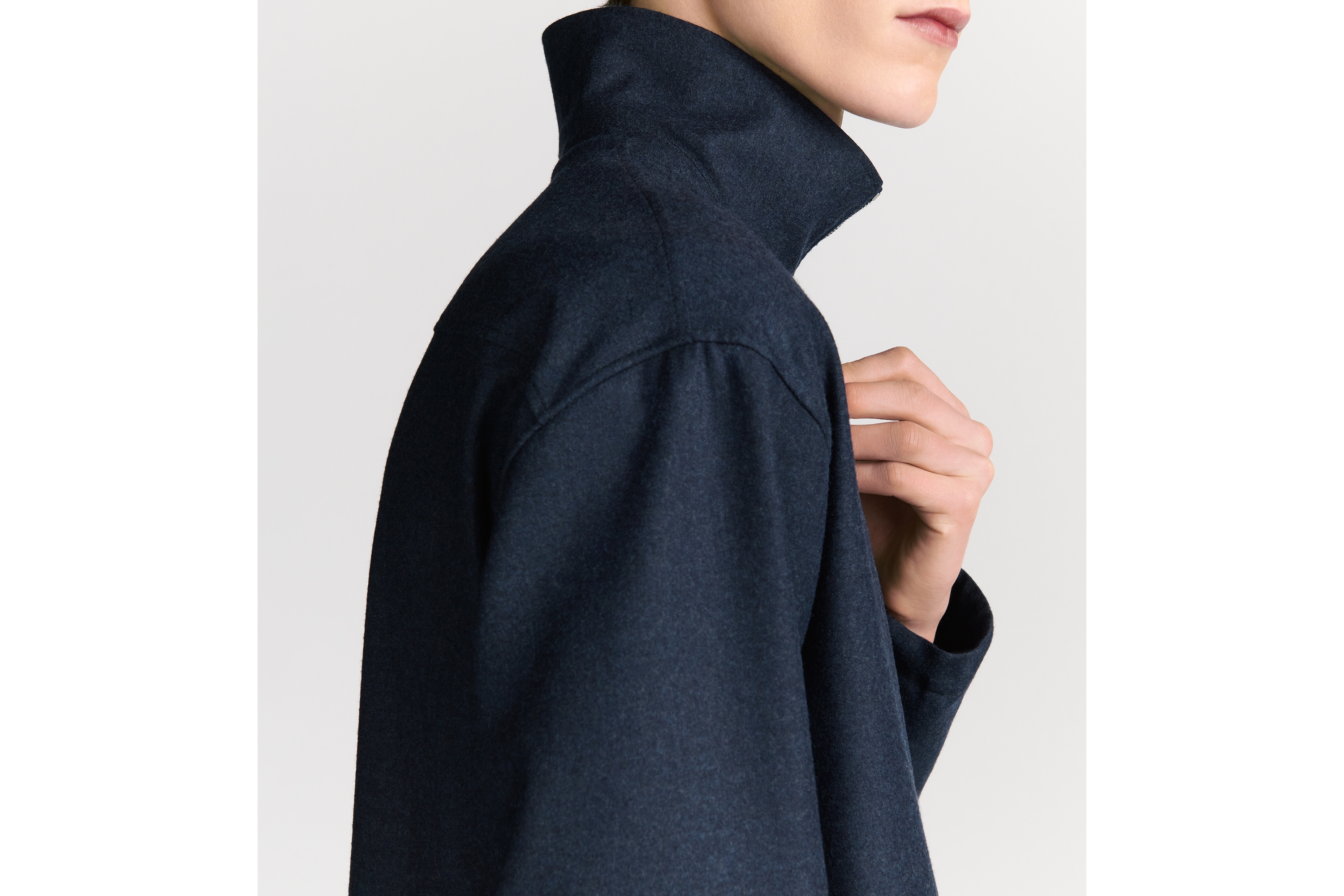 look_image_alt_prefix 拉链衬衫 蓝色绵羊毛法兰绒面料 Oblique 印花内部 E04