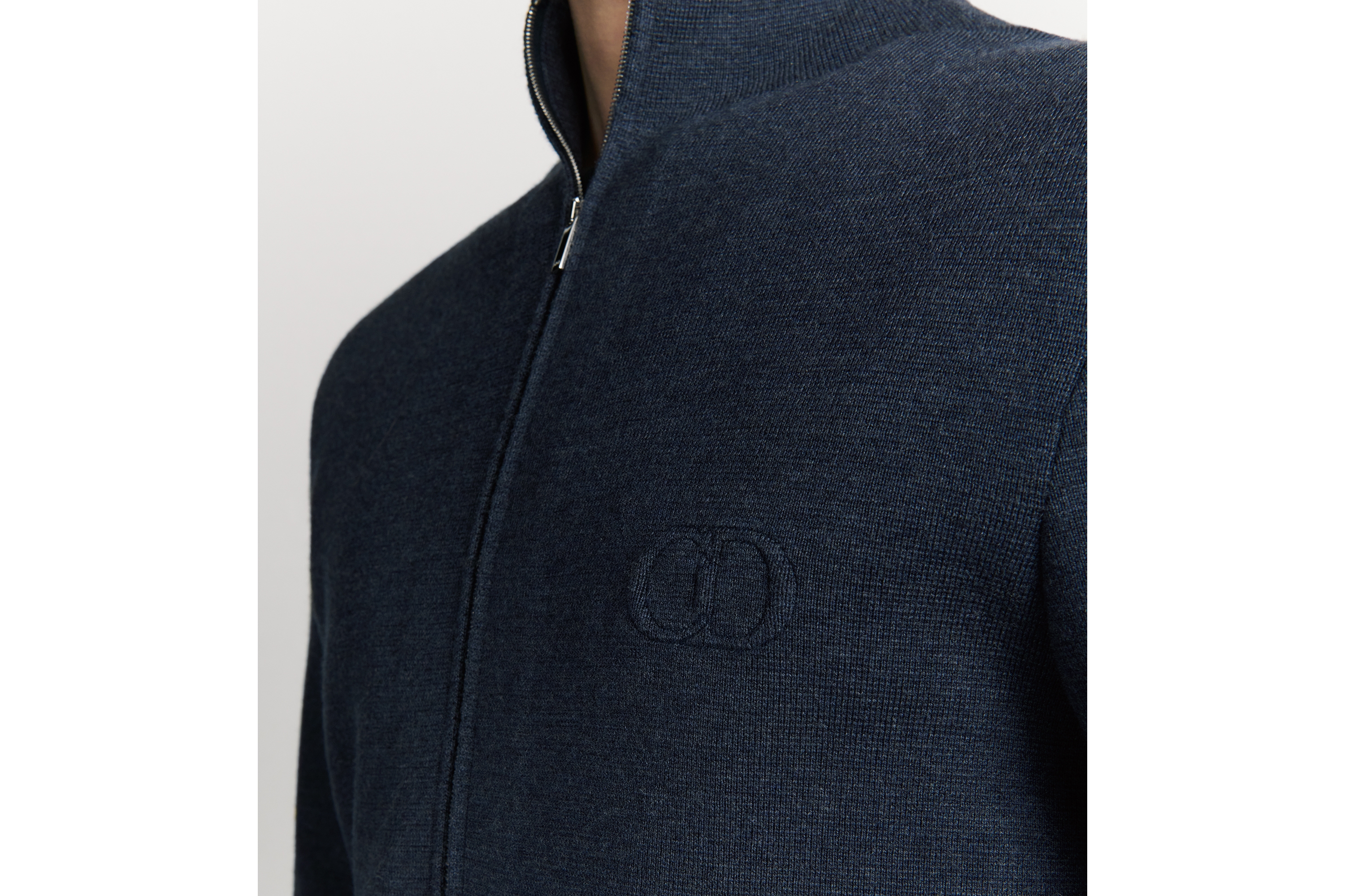 look_image_alt_prefix 拉链针织衫 金属蓝绵羊毛针织面料 CD Icon 刺绣 E10