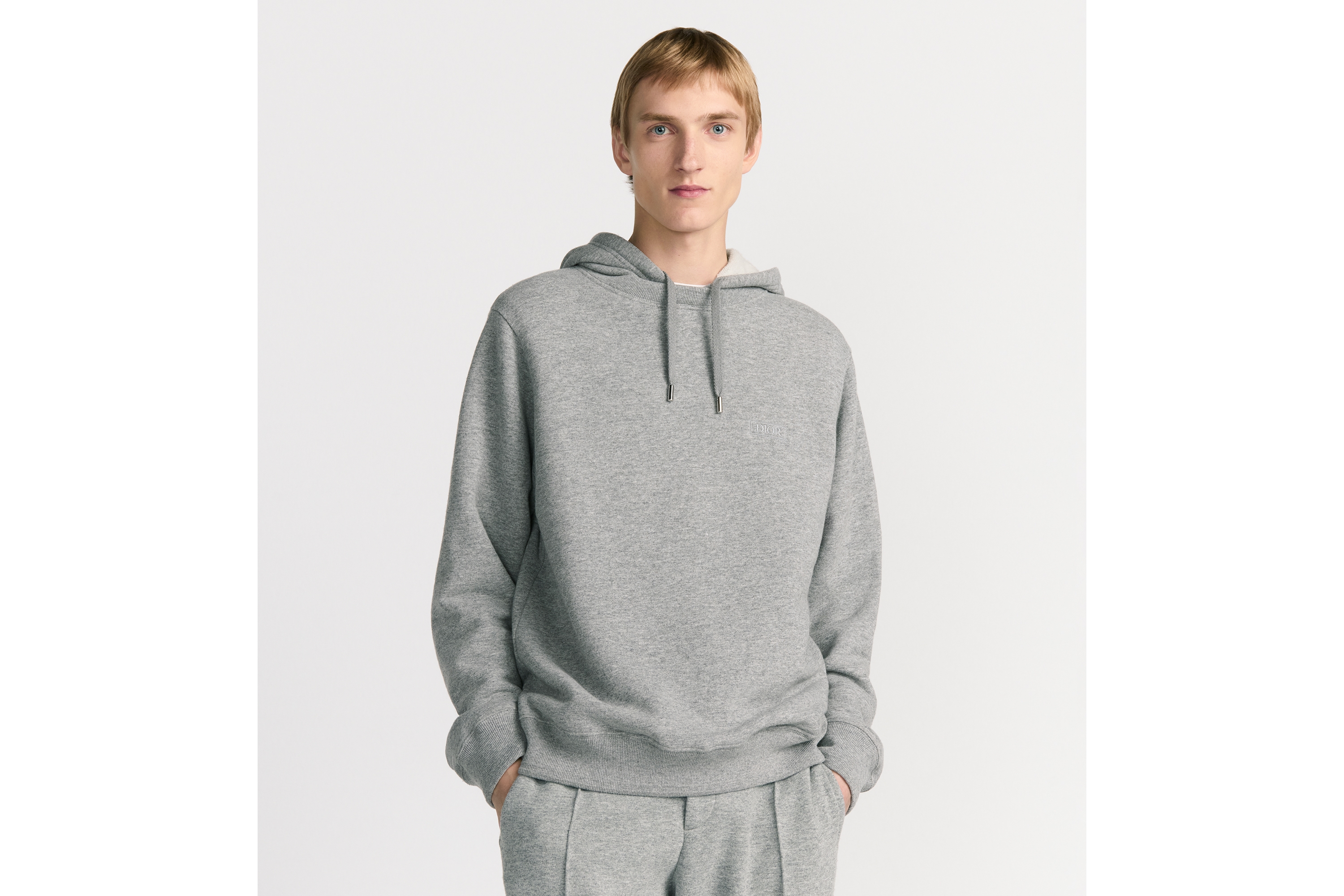 Dior Icons 连帽运动衫 灰色山羊绒混纺起绒面料层次色调 E07