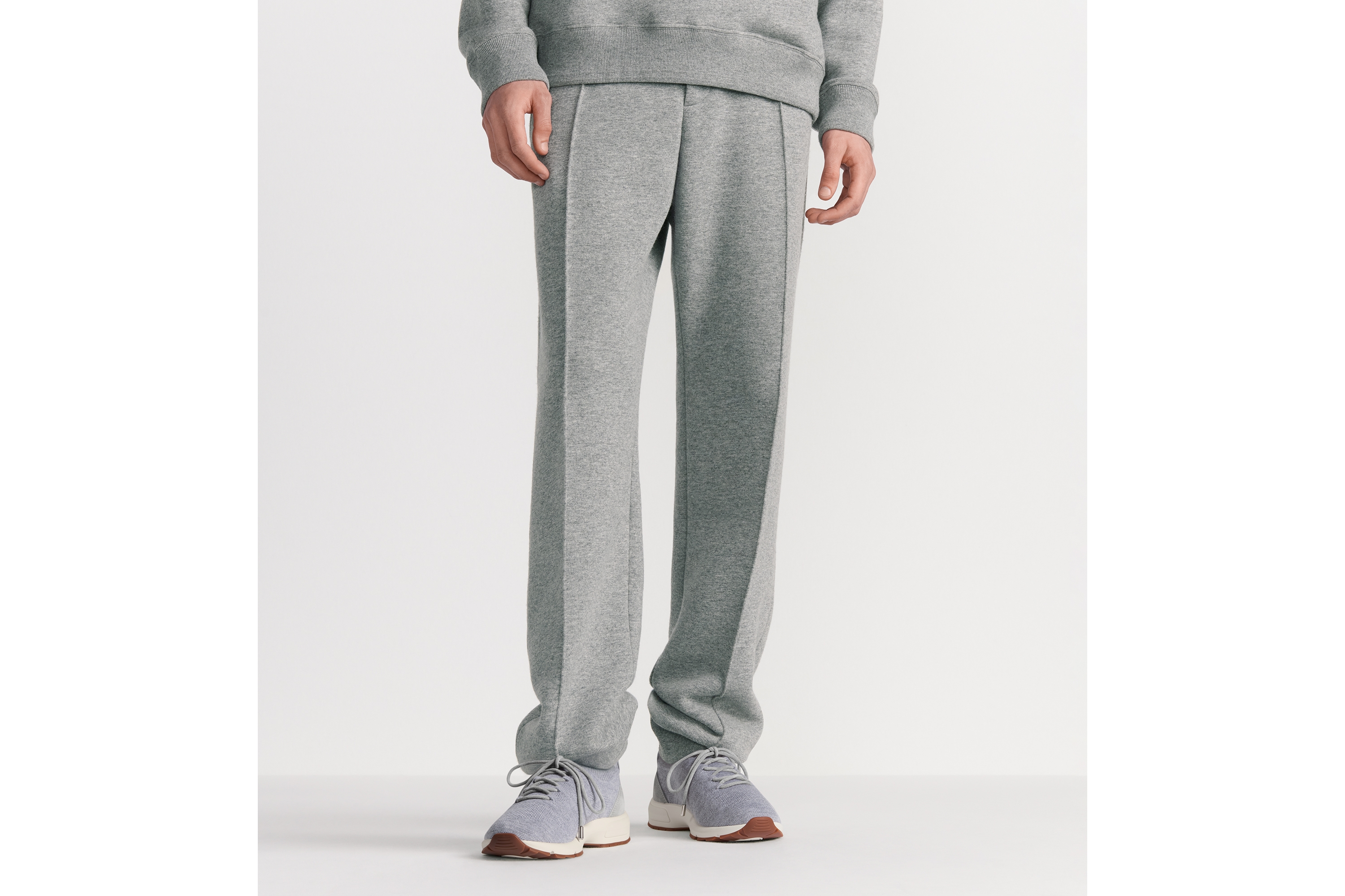 Dior Icons 运动长裤 灰色层次色调山羊绒混纺起绒面料 E13