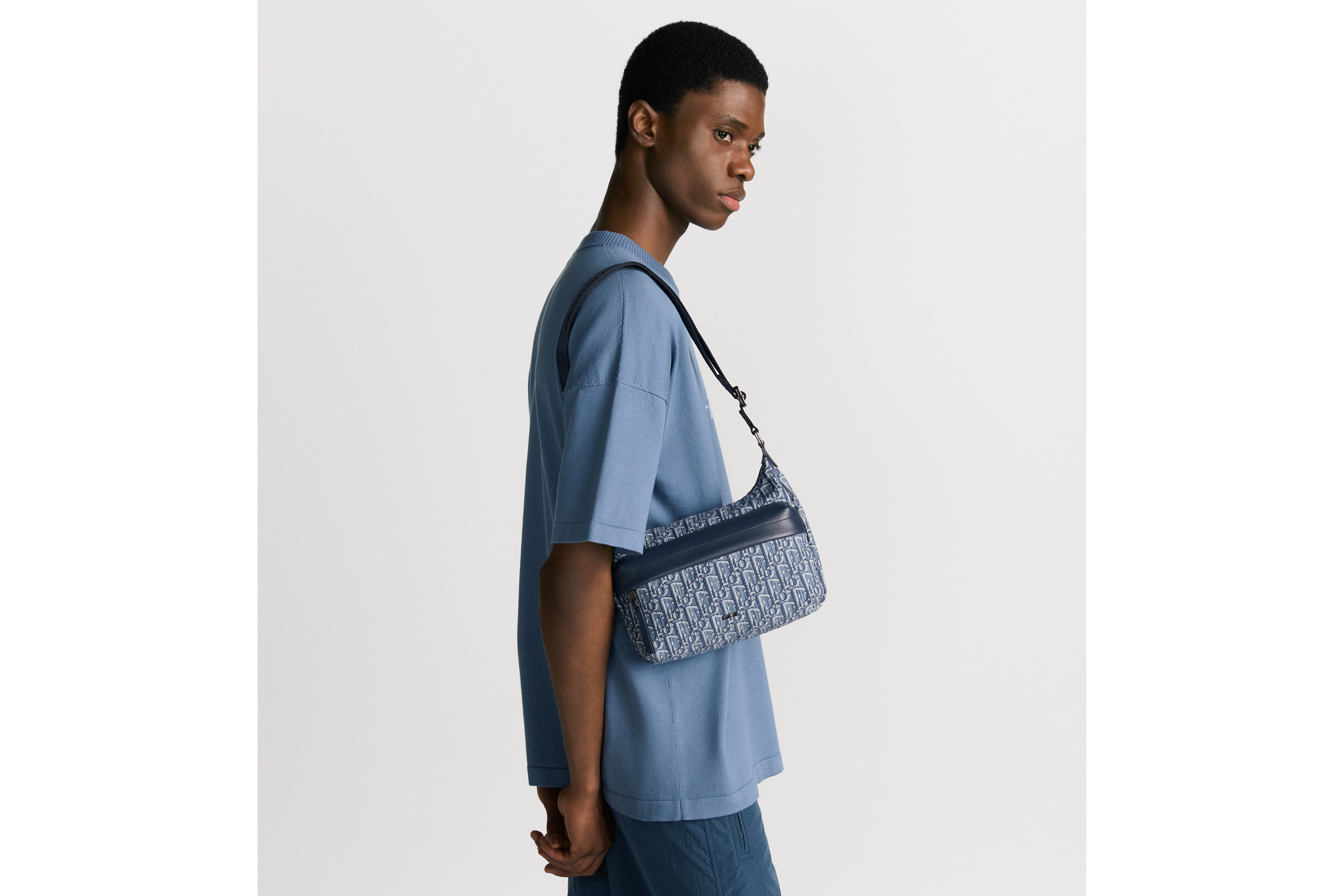 小号 Rider Soft 水饺包 蓝色 Oblique 印花面料和蓝色粒面牛皮革 E21