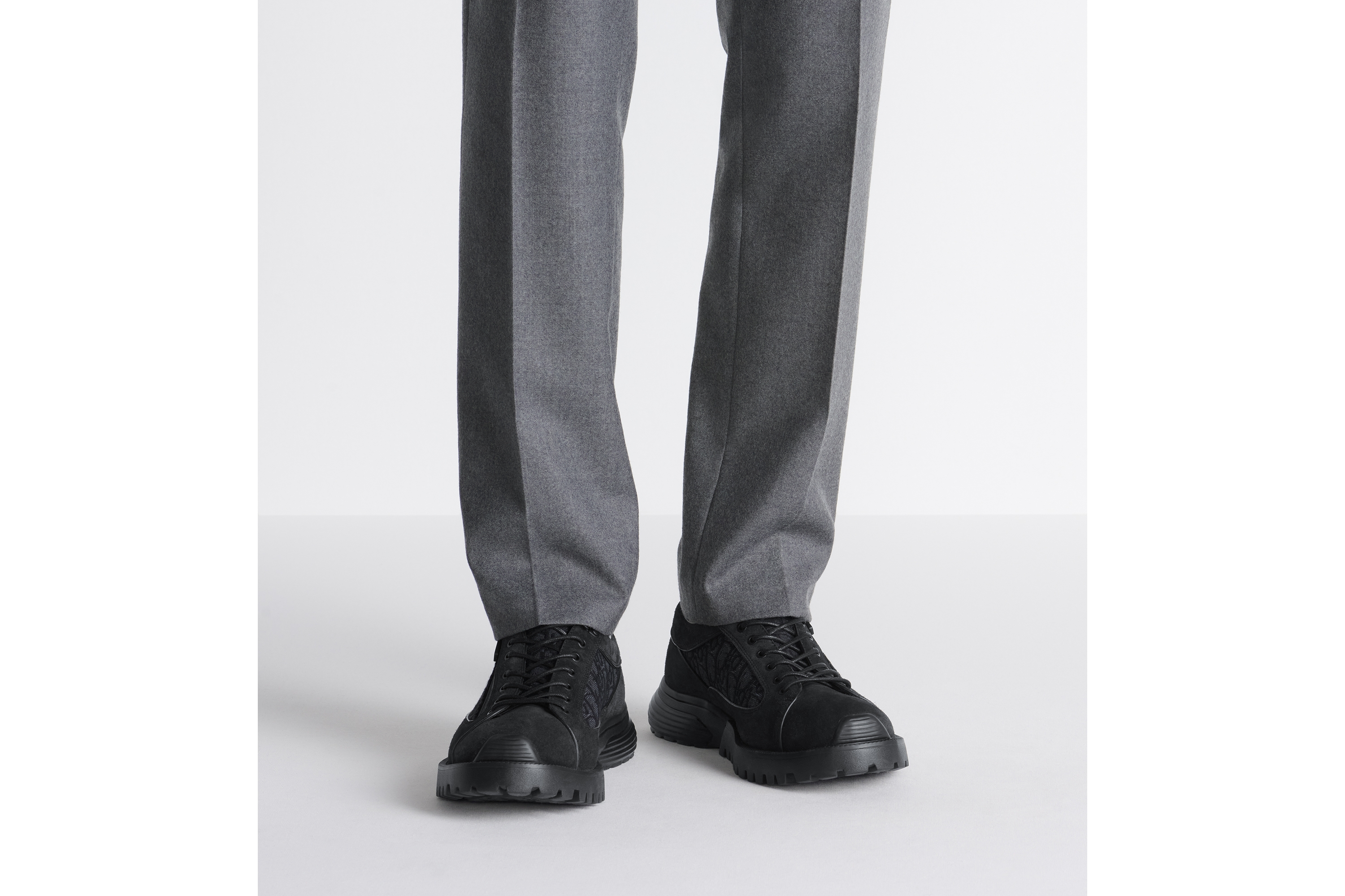 Dior Combat 德比鞋 黑色绒面革和黑色 Oblique 印花面料 E23