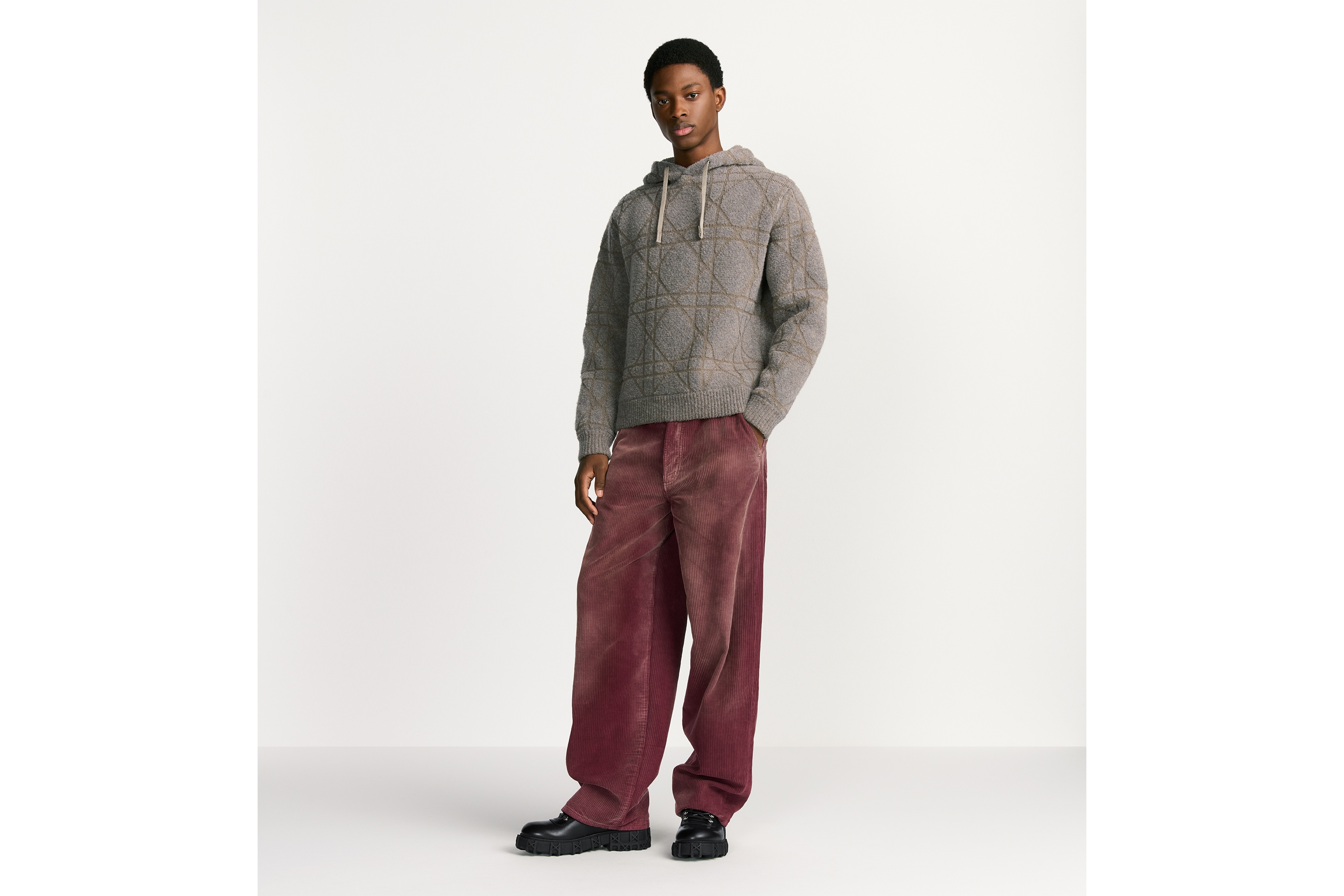 look_image_alt_prefix 连帽运动衫 米色绵羊毛混纺针织面料藤格纹 E02