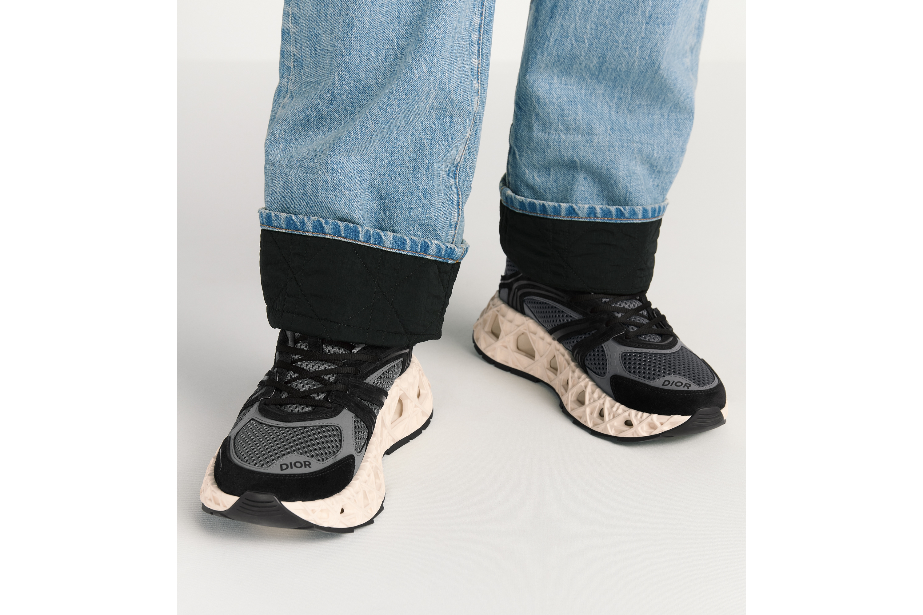 look_image_alt_prefix 牛仔裤 蓝色棉质牛仔布藤格纹 E17