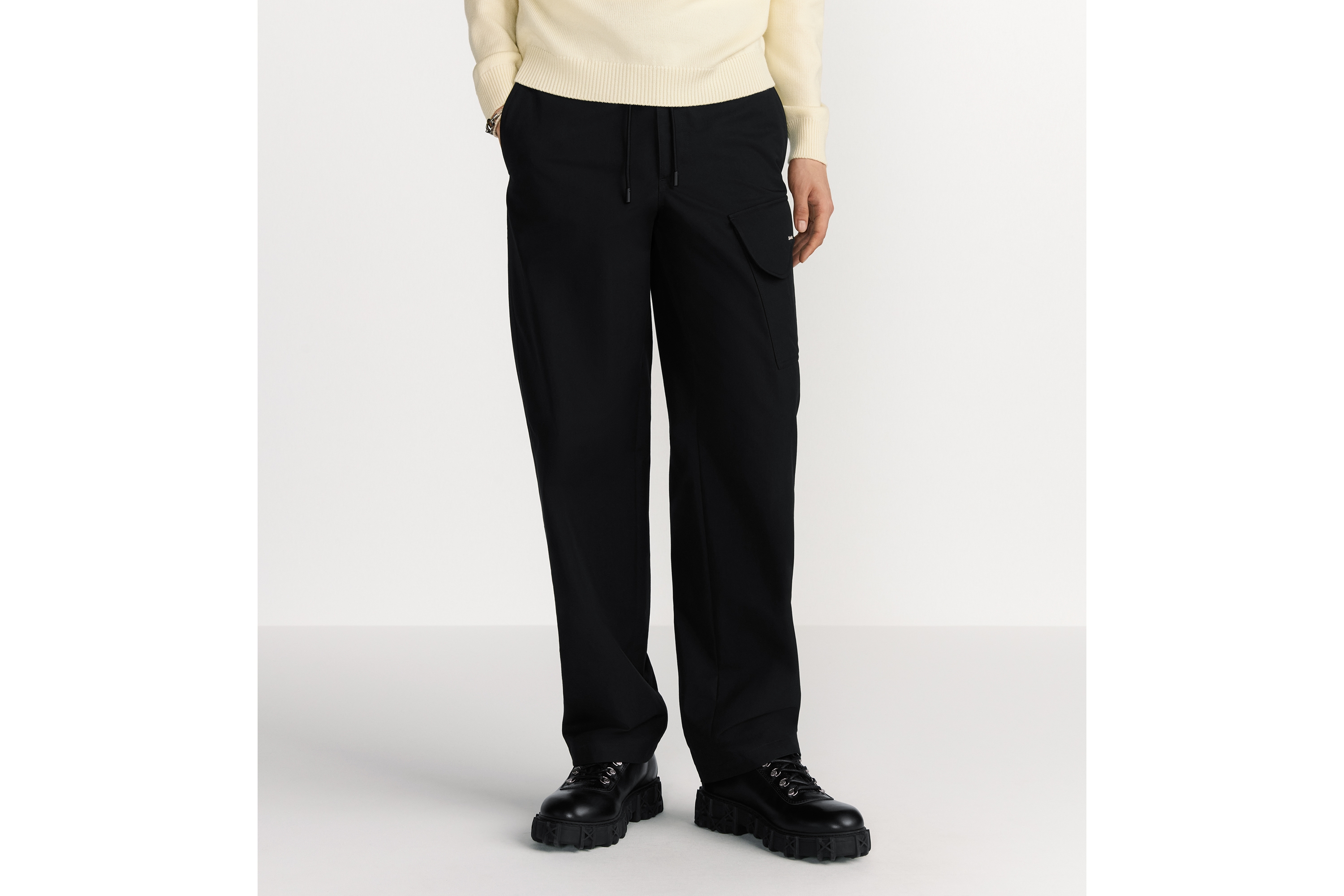 工装裤 黑色棉质混纺斜纹面料搭配马鞍口袋 E13